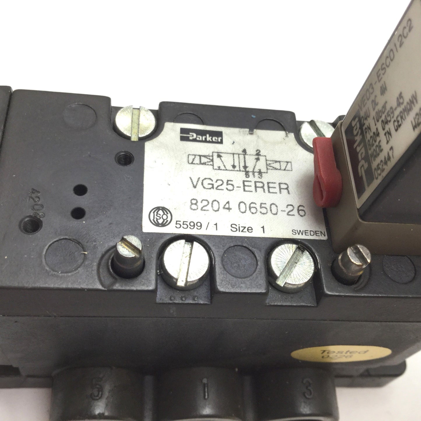 Used Parker VG25-ERER Directional Control Valve, 2-Position 5-Port, G1/4, 24VDC