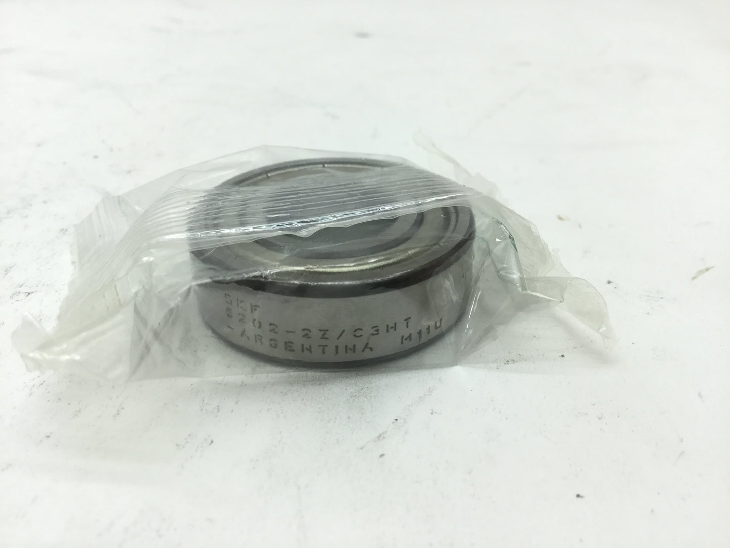 New Lot of 3 New SKF 6202-2ZJEM Deep Groove Ball Bearing, ID 15mm OD 35mm W 11mm