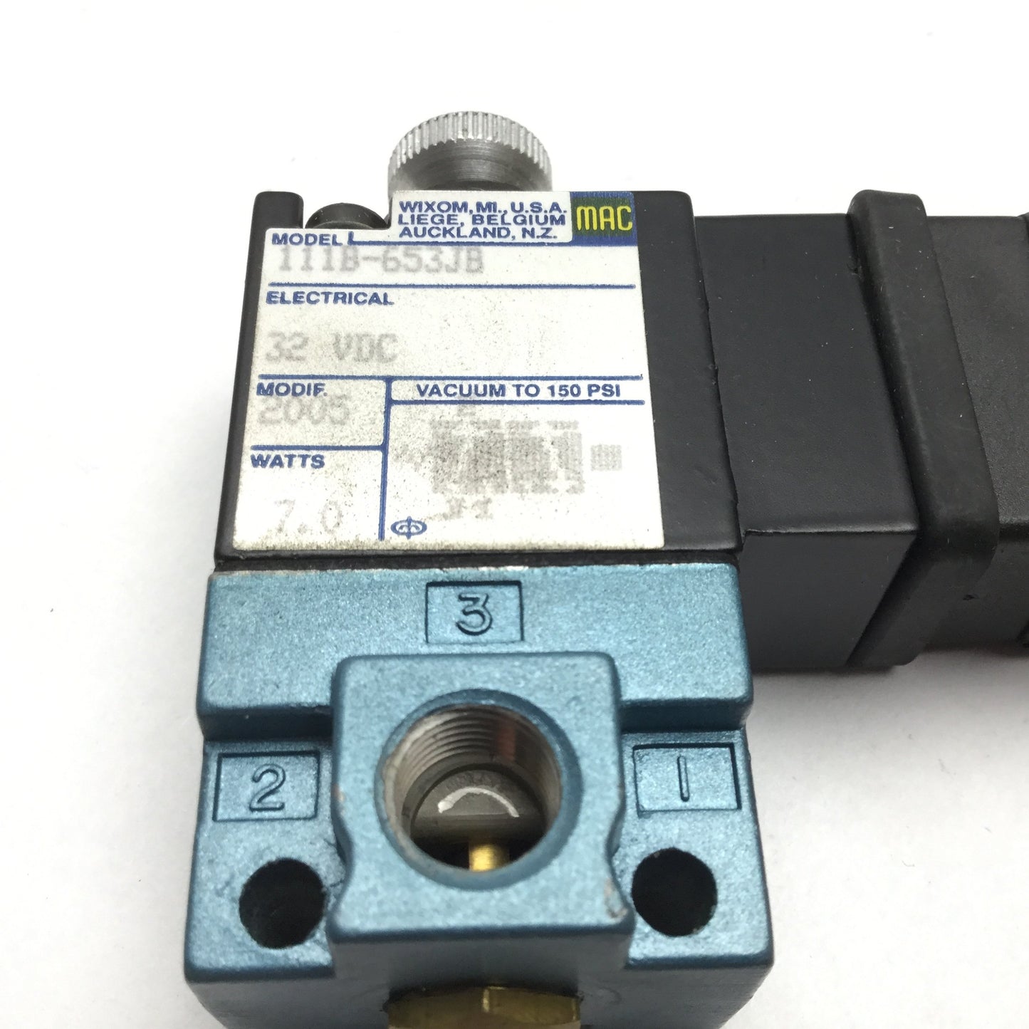New – Open box Mac 111B-653JB Solenoid Valve, 2-Position 3-Port, 32VDC, 1/8" NPT, VAC to 150psi