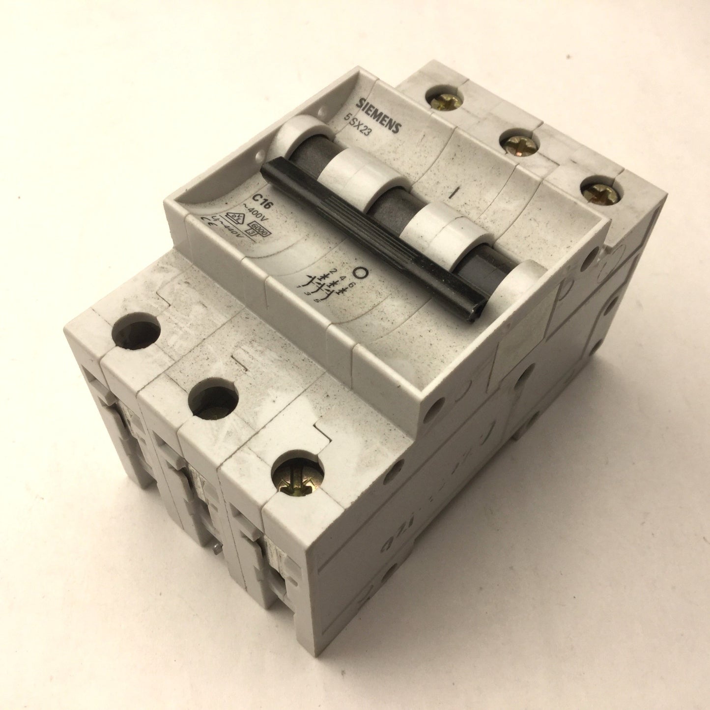 Used Siemens 5SX23 C16 Circuit Breakers, 3 Pole, Max Voltage: 480VAC