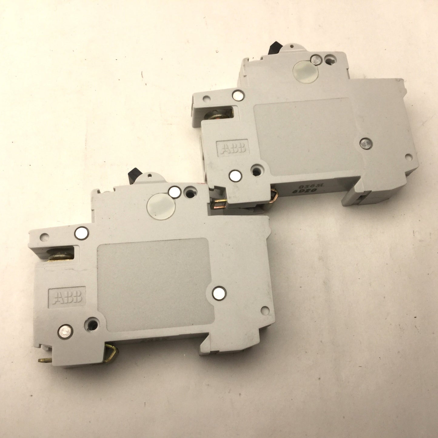 Used Lot of 2 ABB S261 D20 Circuit Breaker, 1 Pole, 20A, 230-400VAC, DIN Rail