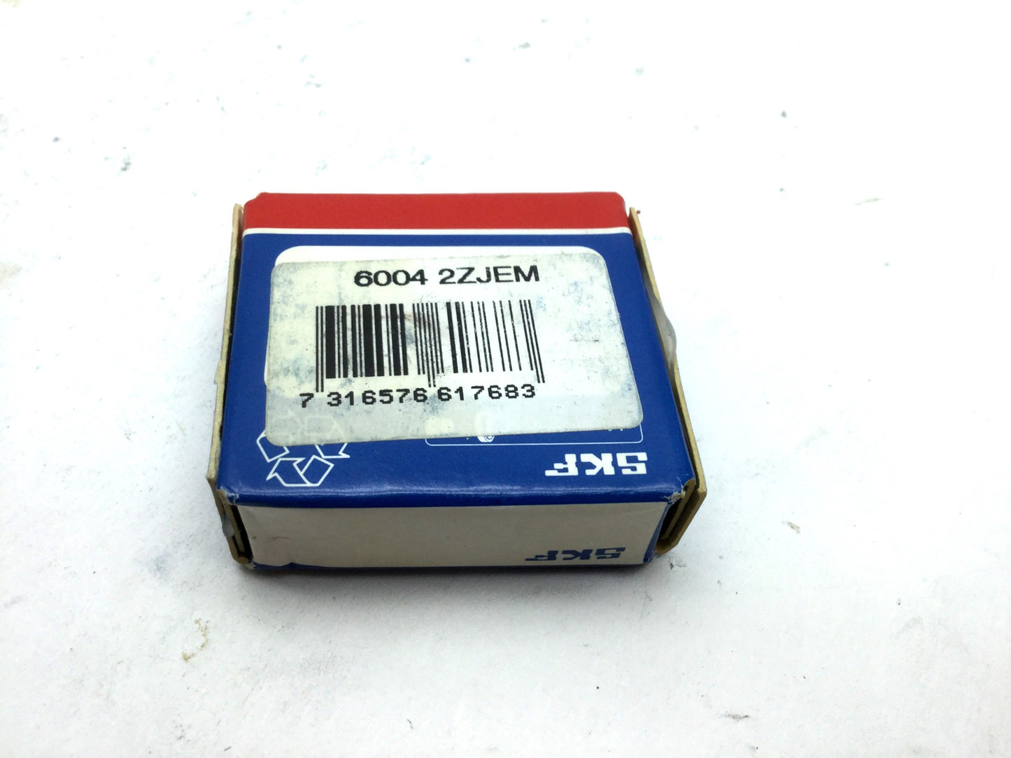 New Lot of 2 New SKF 6004-2ZJEM Deep Groove Ball Bearing, ID 20mm OD 42mm W 12mm