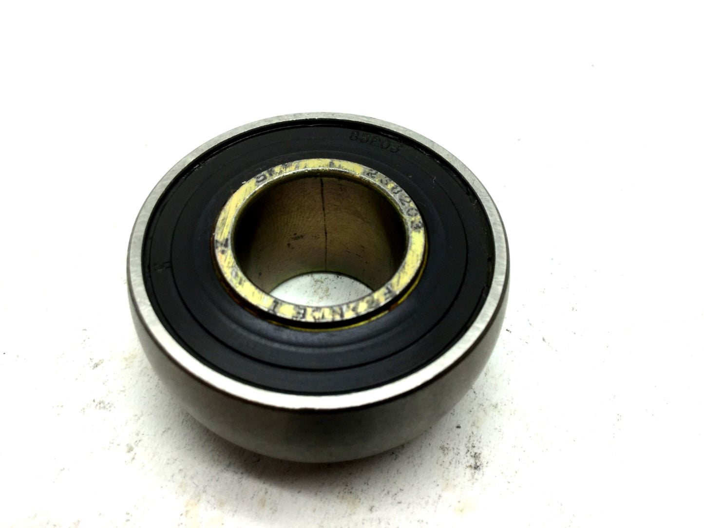 New SKF 238203 Ball Bearing Insert Shaft 17mm OD 40mm W 28.6mm