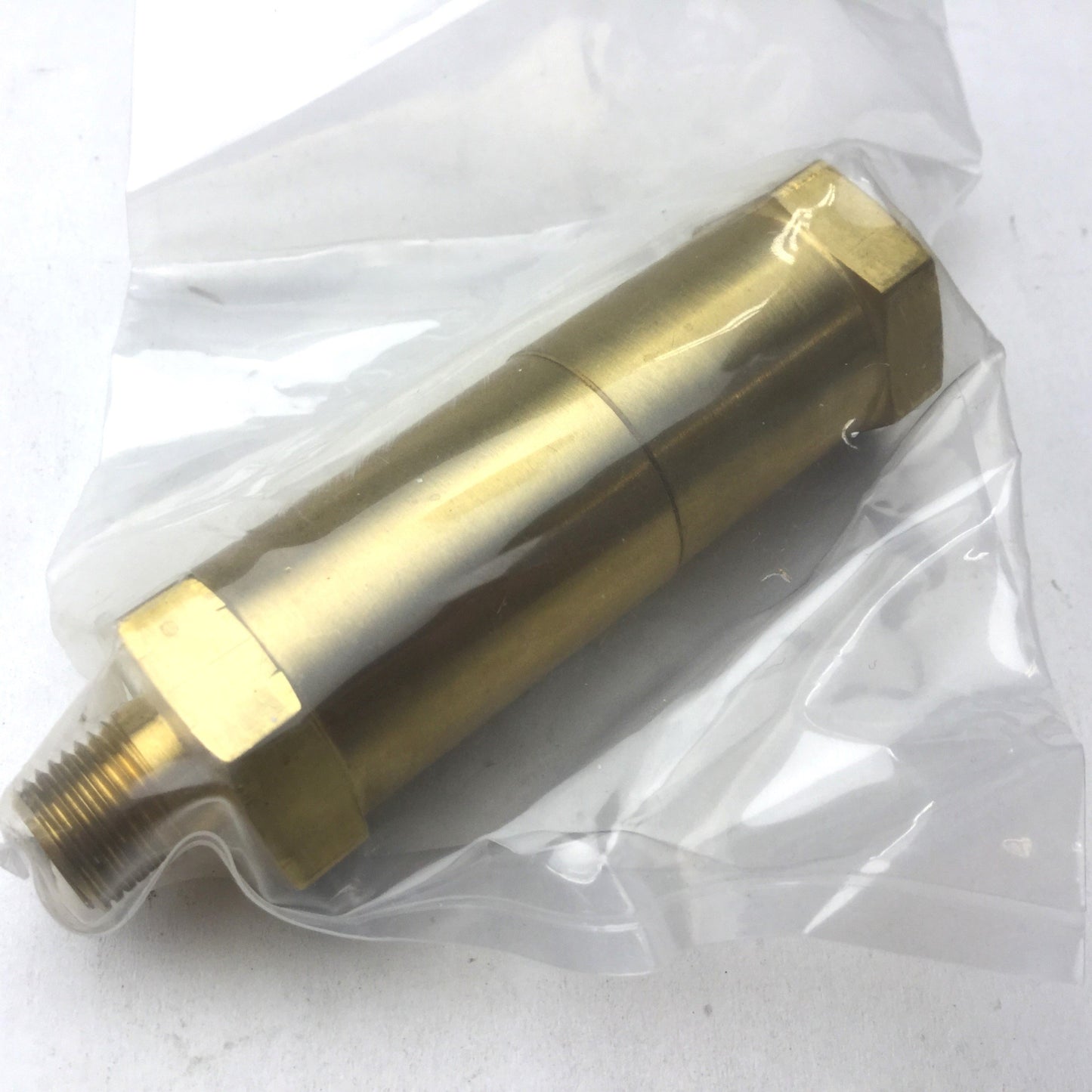 New K Circle 5132B-1MP-320 Relief Valve, 1/8"NPT Input & Output, 10-2400 psig