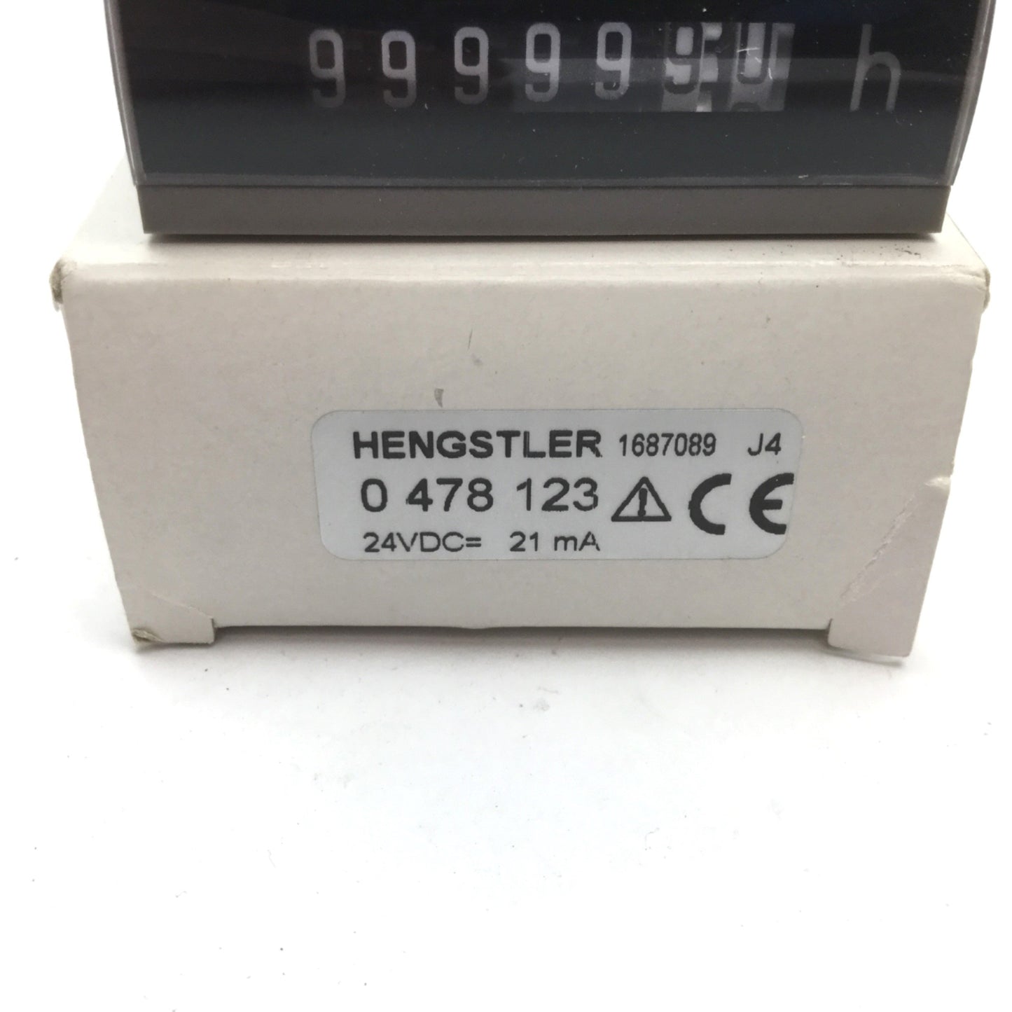 New Hengstler 0478123 Timer Counter, 7-Digit, 0-99999.99hr, 24VDC 21mA, With Mount