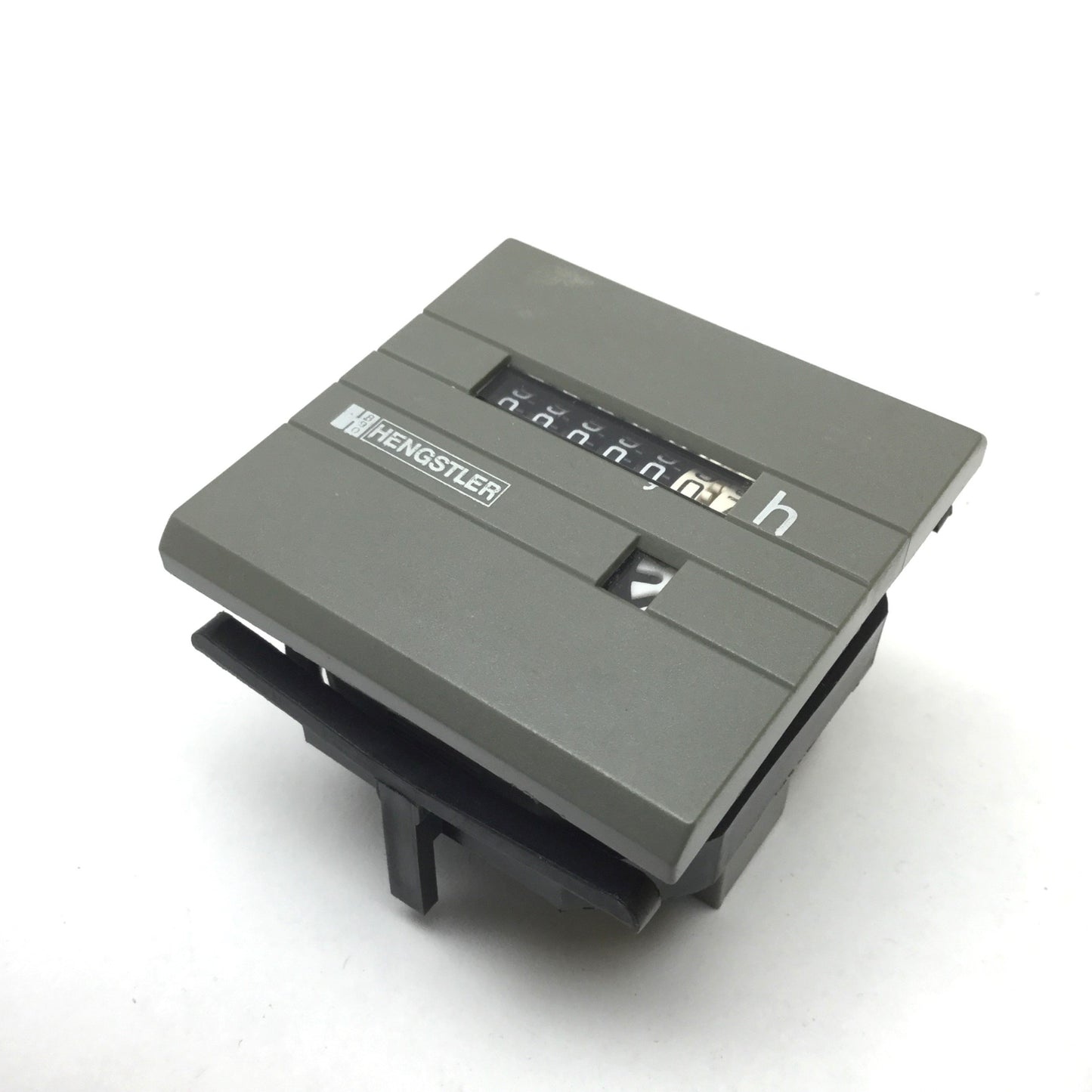 New – Open box Hengstler Time Display, Range: 0-99999.99hr, Voltage: 230VAC 60Hz, 46mm x 45mm