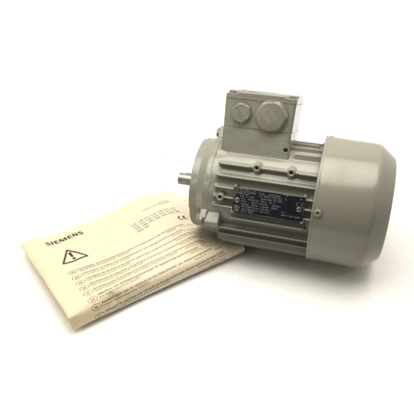 New Siemens 1LA7070-6AA12 3-Phase AC Motor 230-400/460VAC 50/60Hz, 0.18/0.21kW, IP55