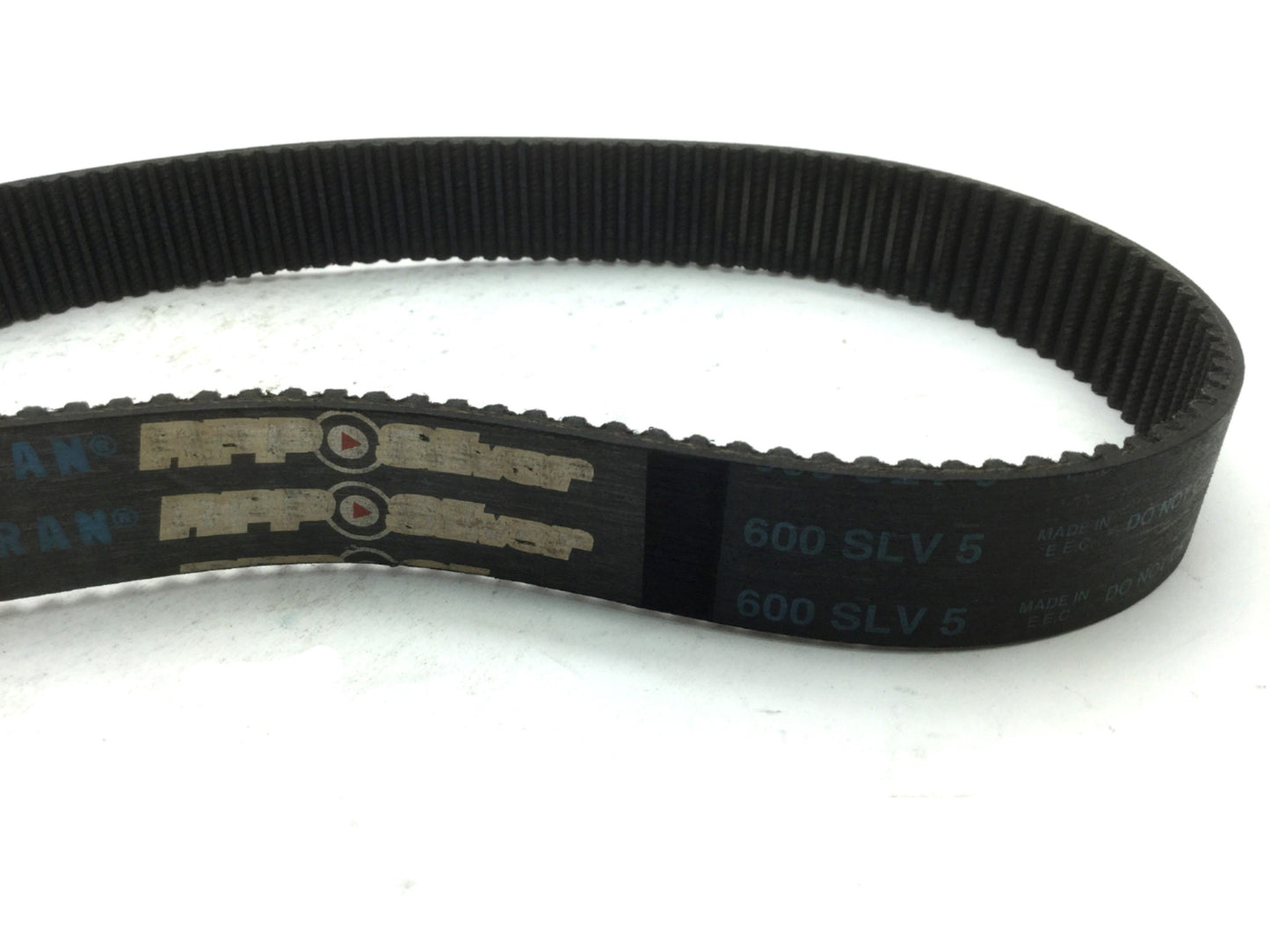 New Megadyne 600-SLV5 Timing Belt Teeth: 120, L: 600mm, W: 25mm, Pitch: 5mm
