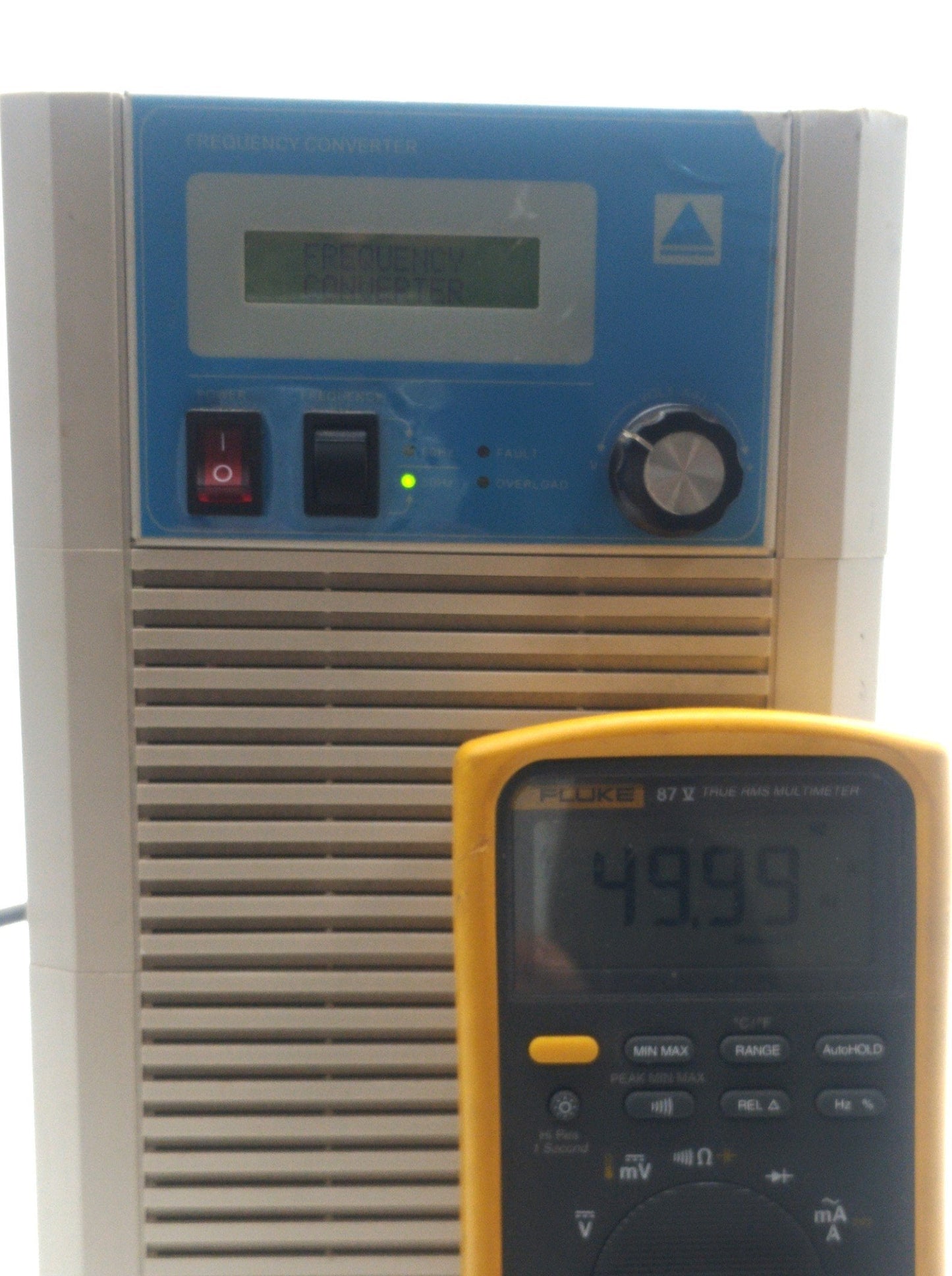 Used Georator T3FC-11-1K Frequency Converter Out: 90-130/190-250VAC 50 or 60Hz 1KVA