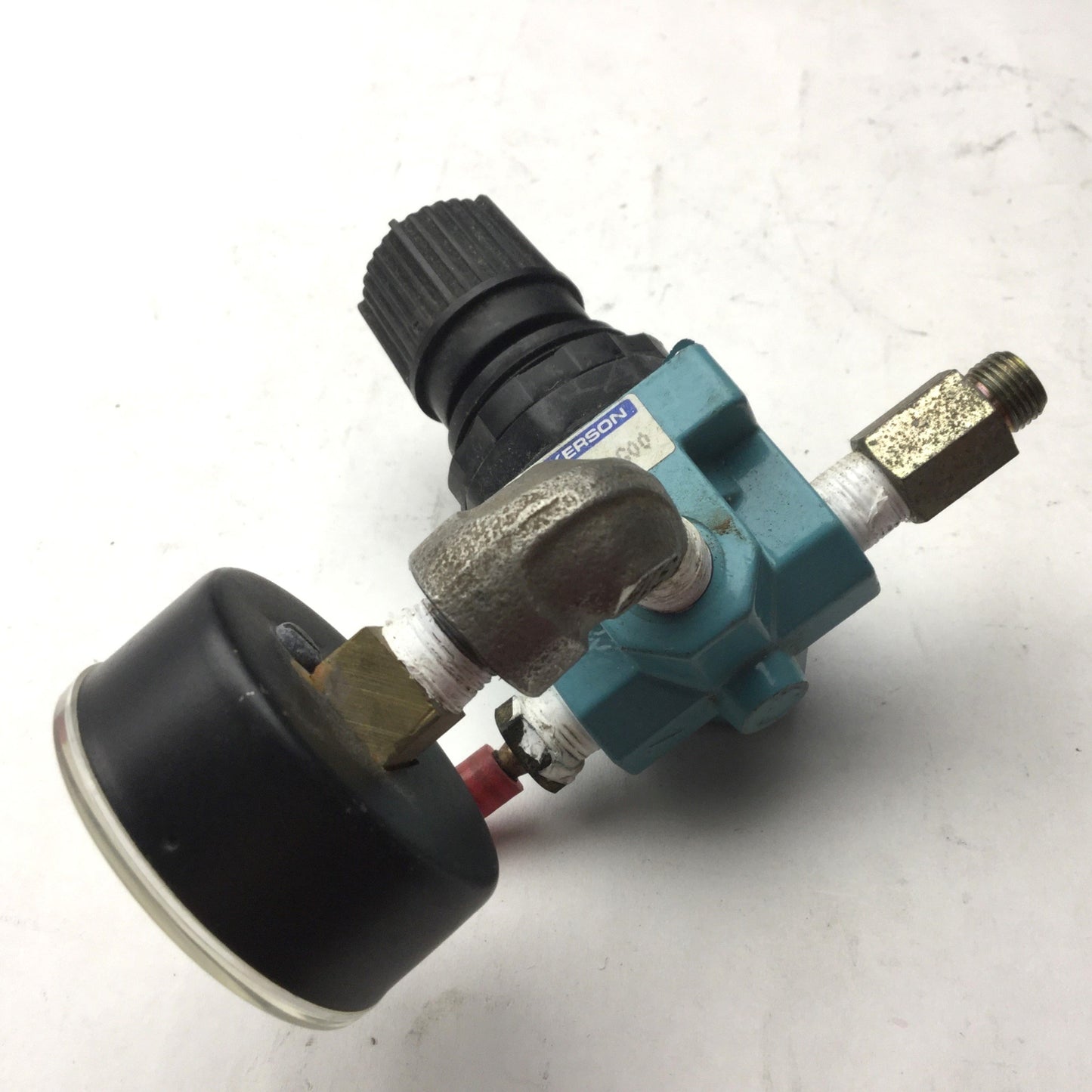 Used Wilkerson R00-01-G00 Pneumatic Pressure Regulators, 1/8" NPT Gauge 160 Psi