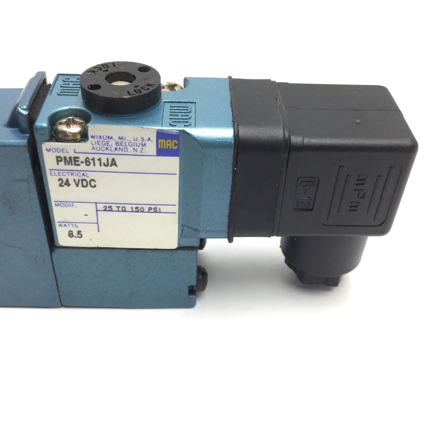 New – Open box MAC 825C-PM-611JA-522 Solenoid Valve, 3-Position 5-Port, 24VDC, Vacuum to 150psi