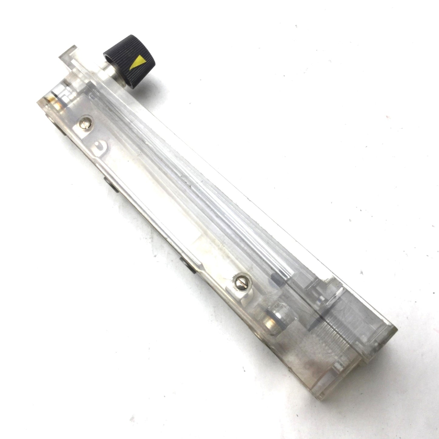 Used Dwyer RMB-53-SSV Air Flowmeter, Ports: 1/4" NPT, Range: 10-100 SCFH, 70psi Max