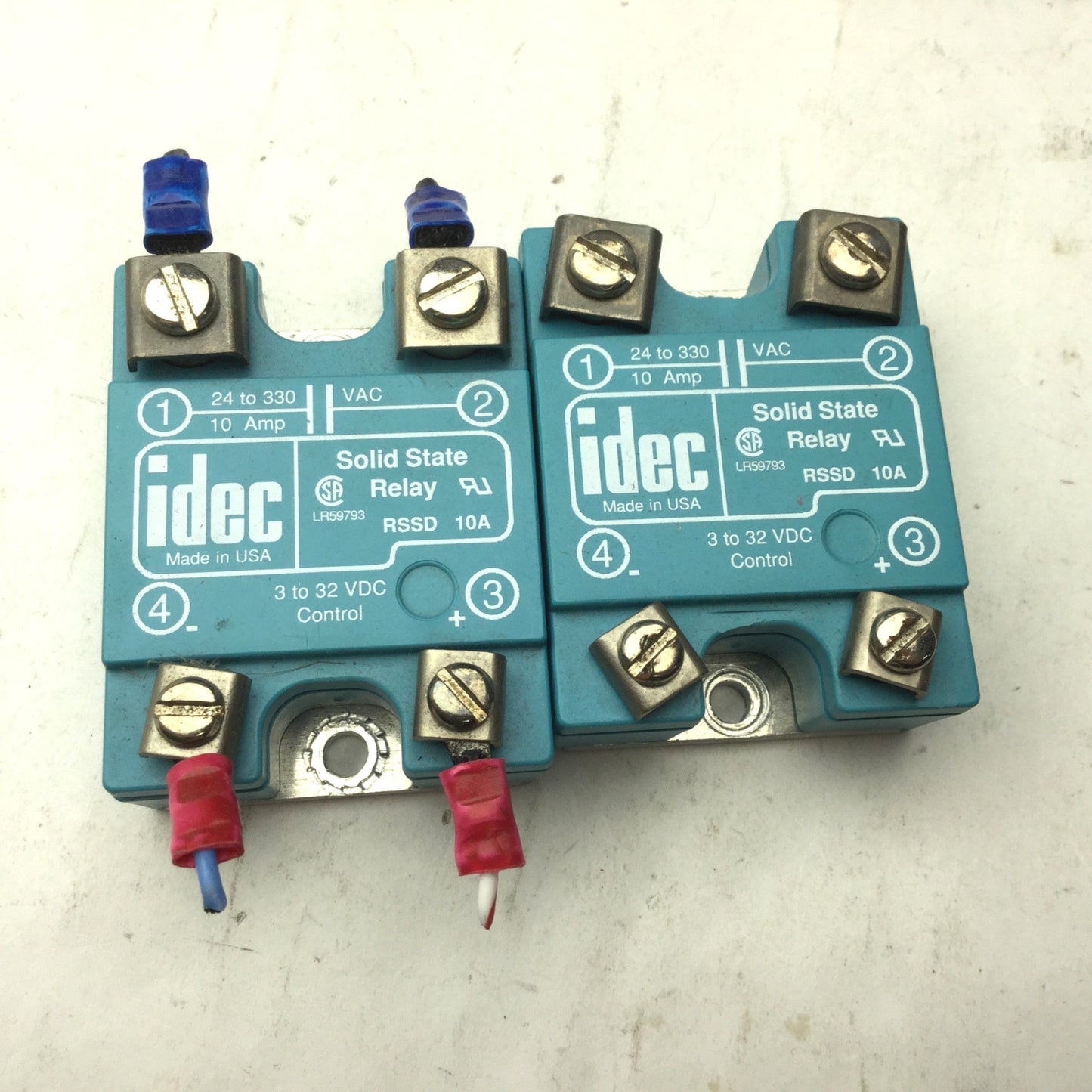 Used Lot of 2 IDEC RSSD 10A Solid State Relay 3-32VDC, 24-330VAC 10A