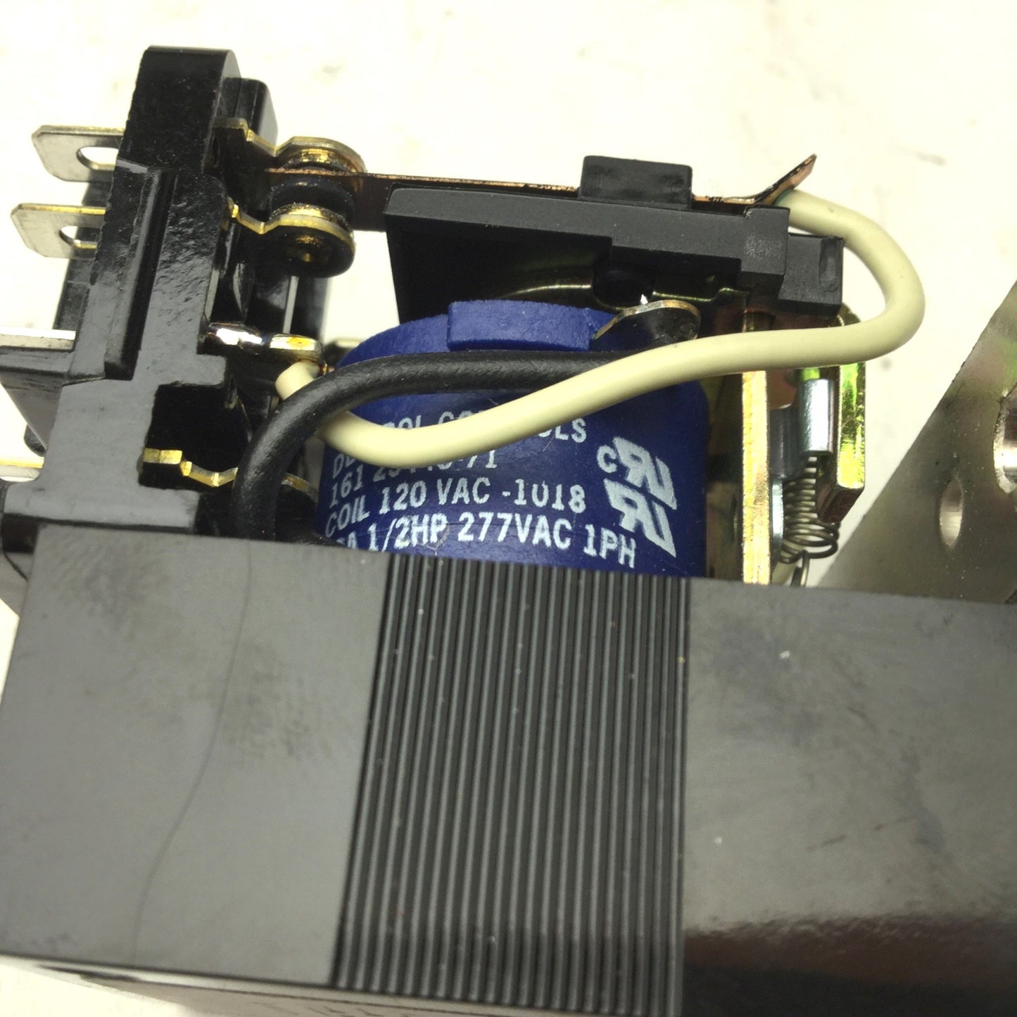 New – Open box Syracuse Electronics X1327003613 Relay, Coil, 8-Pin, With 8 Connectors