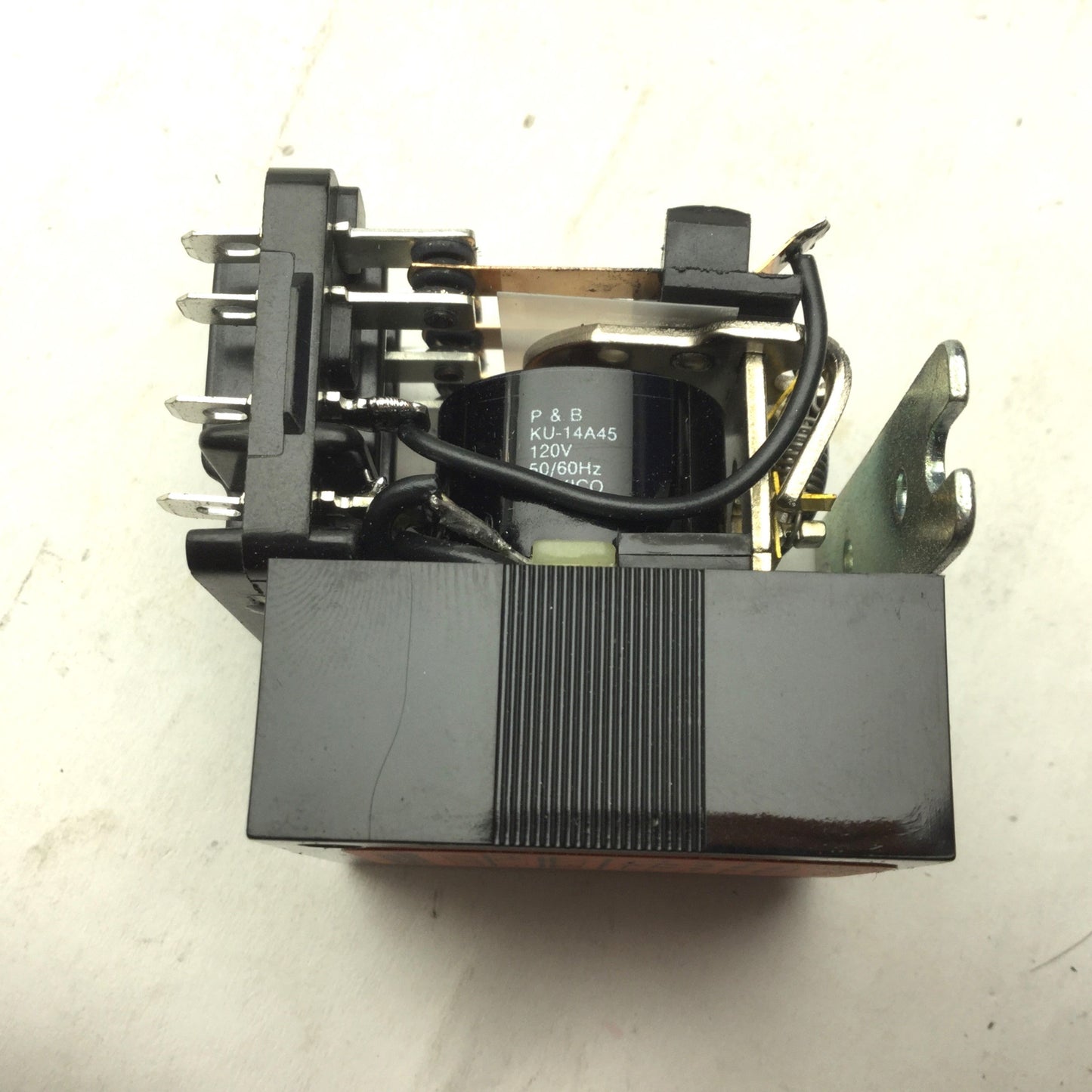 New – Open box Syracuse Electronics X1327003613 1974-F Relay, 8-Pin, SBR-213.3