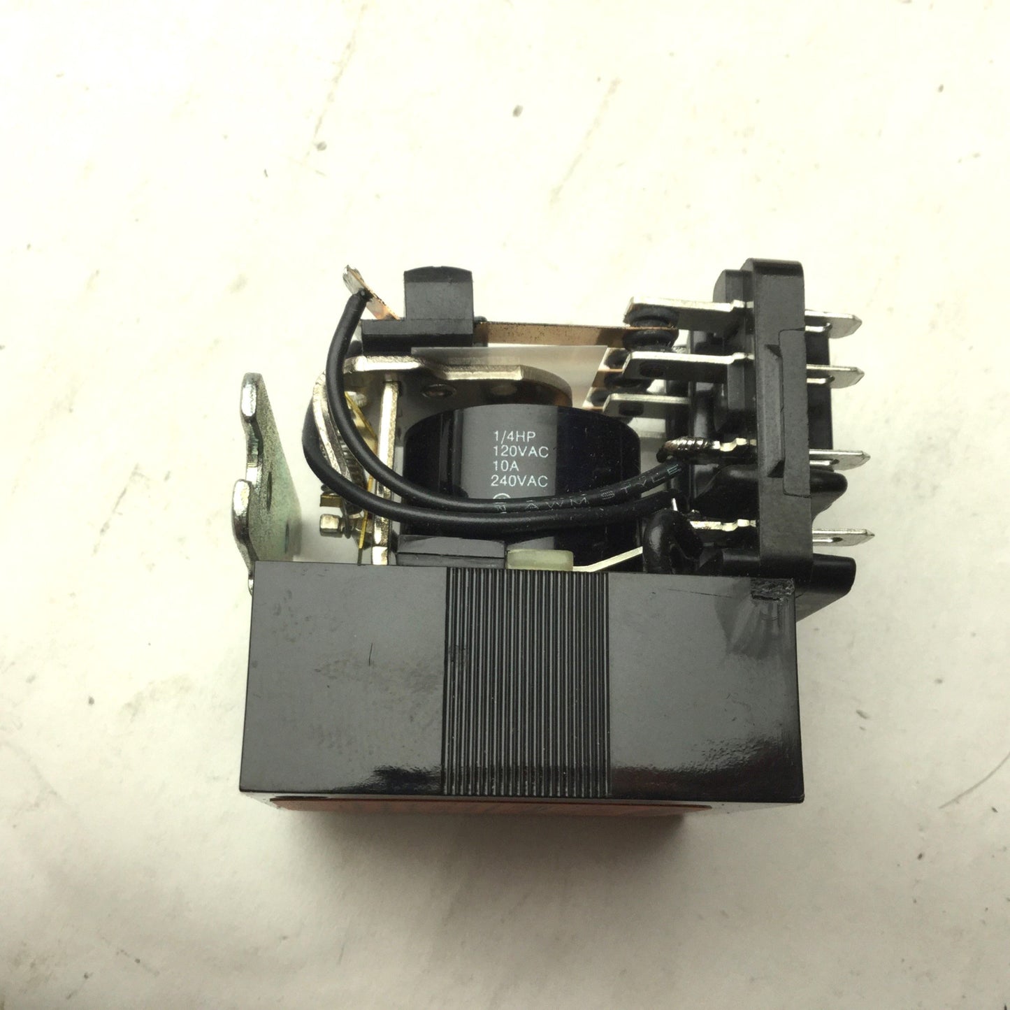 New – Open box Syracuse Electronics X1327003613 1974-F Relay, 8-Pin, SBR-213.3