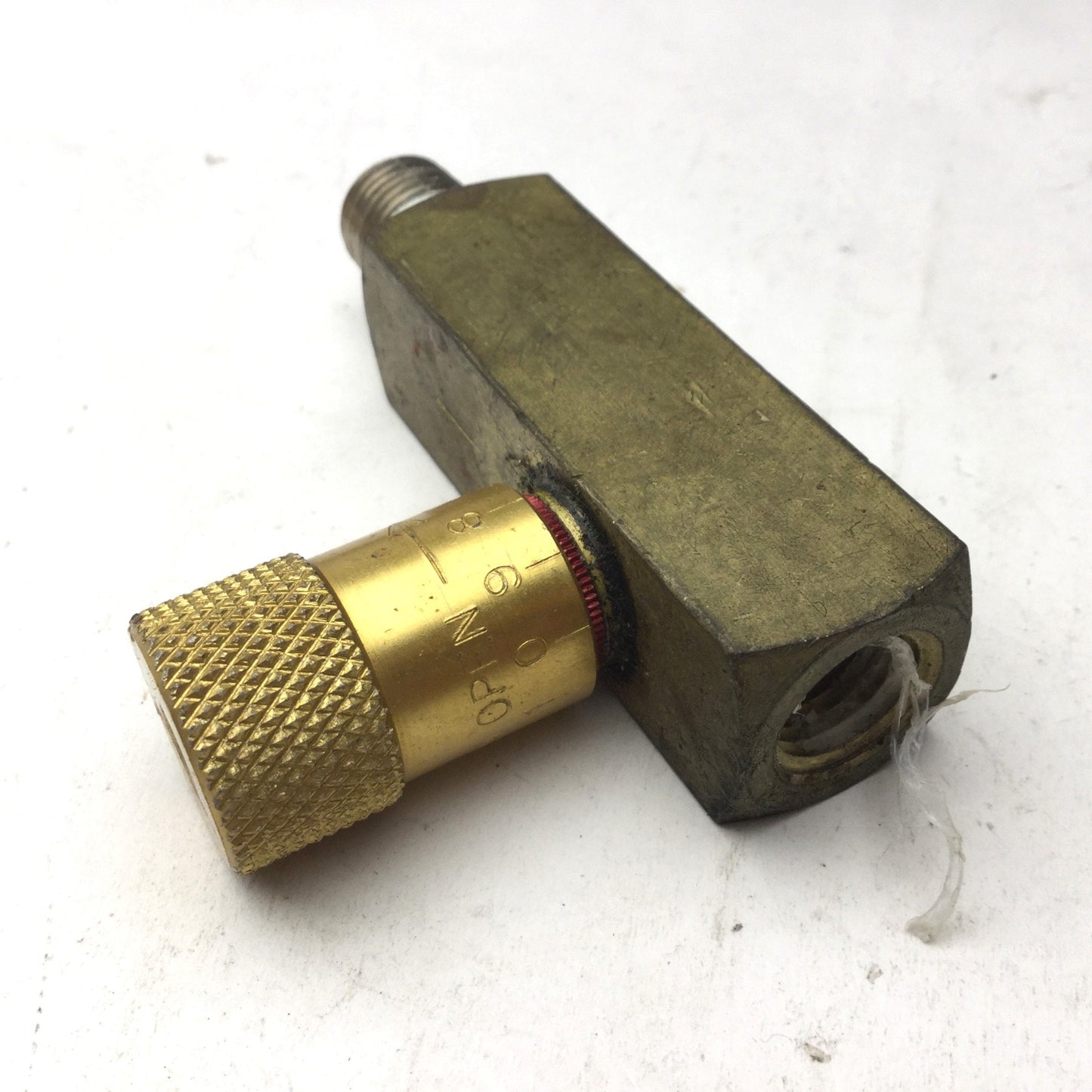 Used Deltrol EF 20 B Easy Read Brass Flow Control Valve, 1/4" NPT, 2000PSI, 6.0GPM