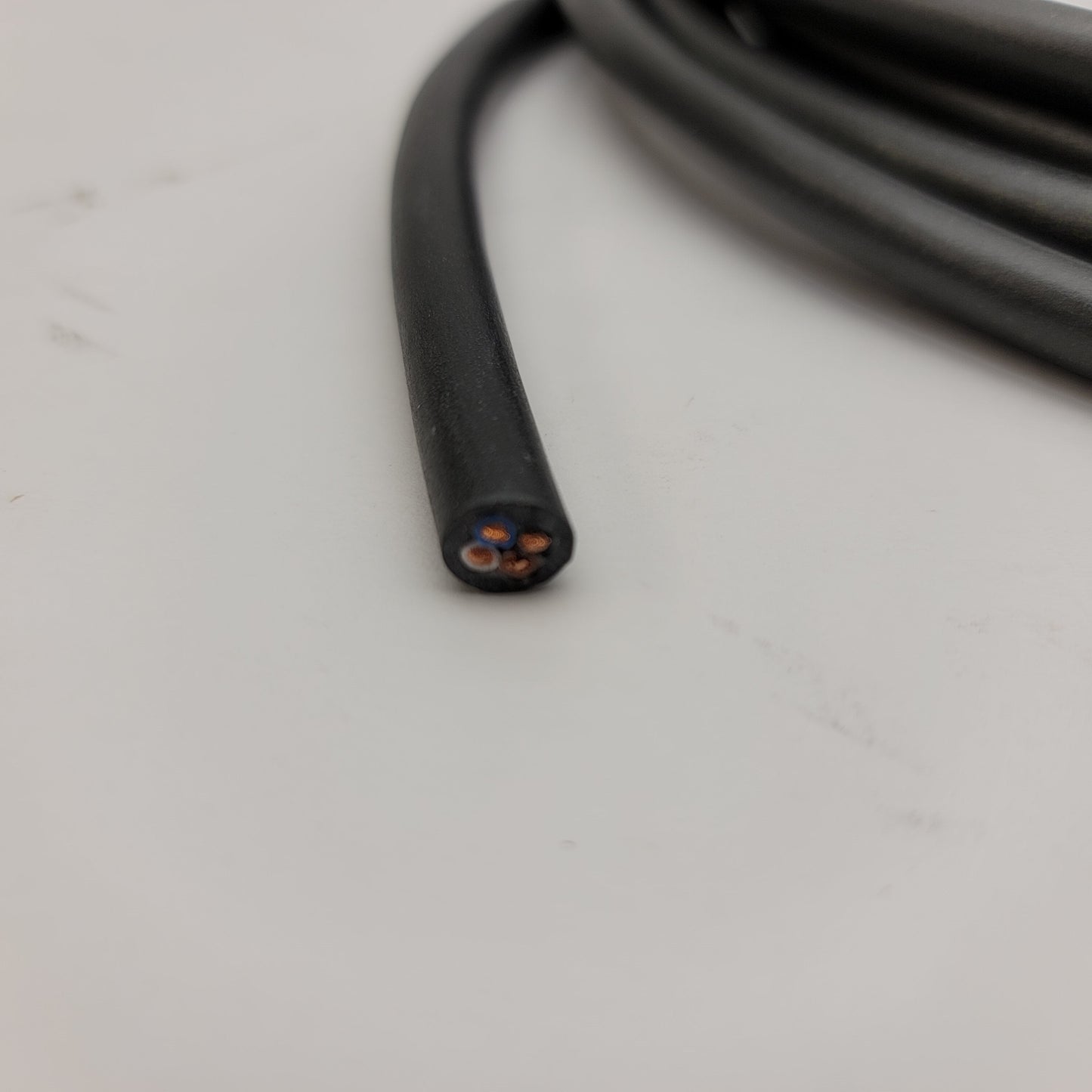 New – Open box Balluff BCC0JYR BCC M414-0000-1T-003-PX04A5-050 Single-Ended Cordset M12, 5m