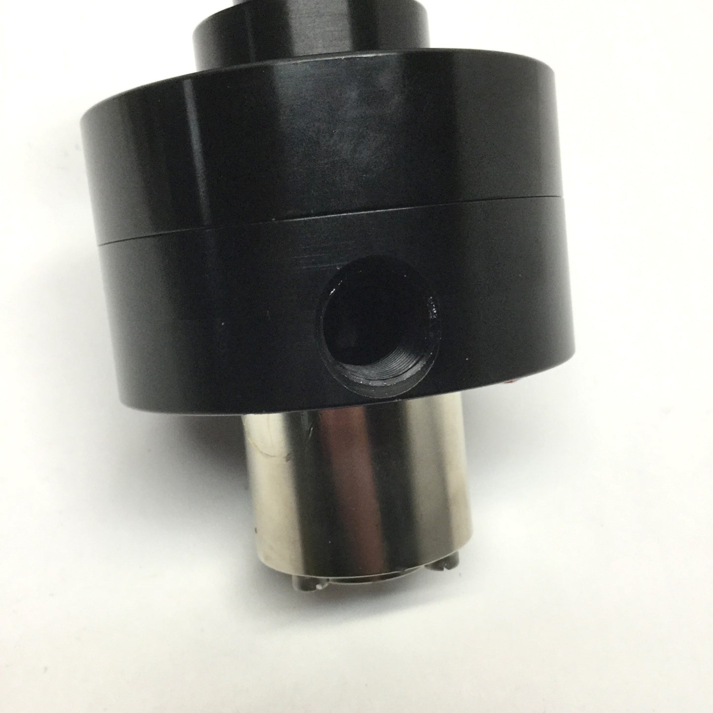 Used L.J. Engineering 329DPSRNP Self-Relieving Vacuum Regulator, .3-1.5 inHg 1/2" NPT