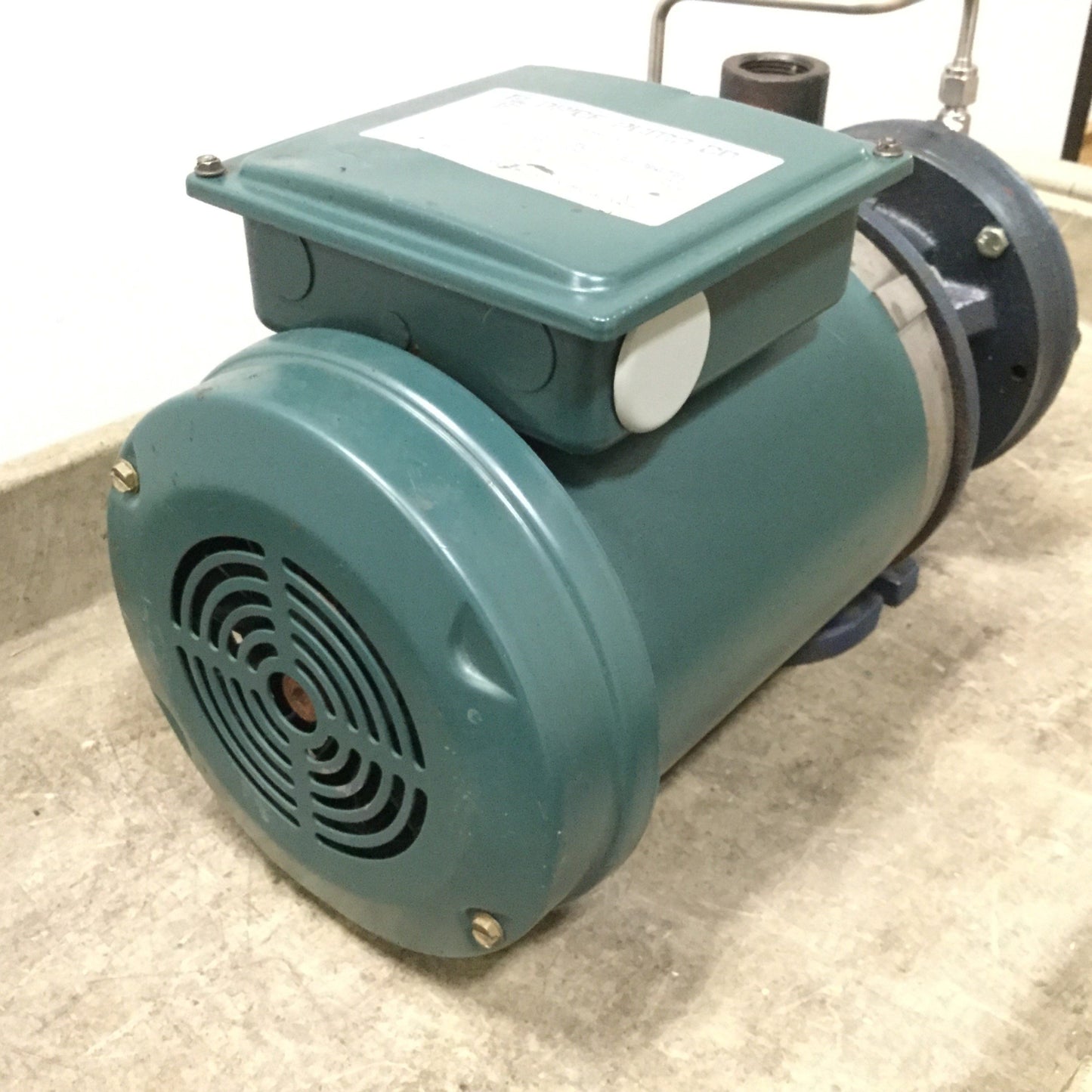 Used Price Pumps CD100BF-350-21216F-75-36-3T6 Centrifugal Pump, 1-1/4" NPT, 1" NPT