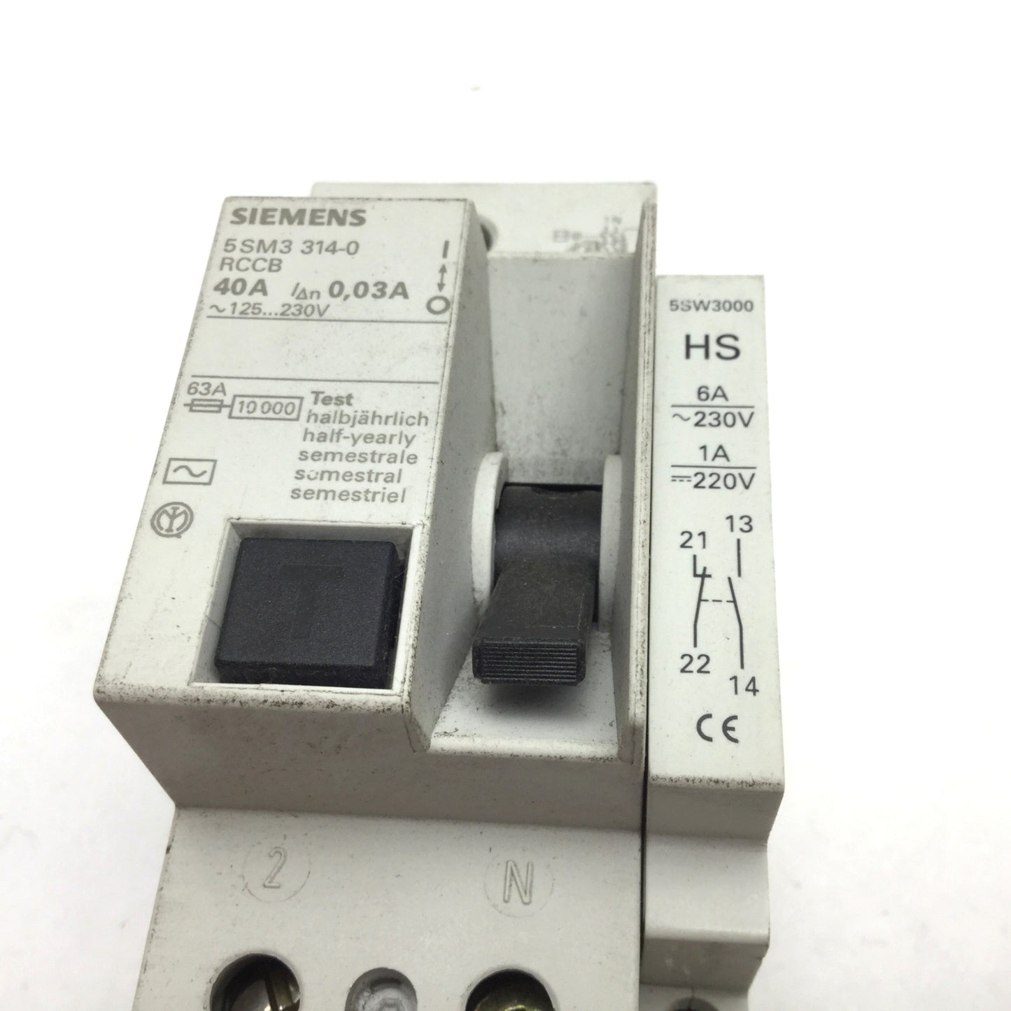 Used Siemens 5SM3 314-0 Circuit Breaker, 2-Pole, 40A w/ 5SW3000 Auxiliary Contact