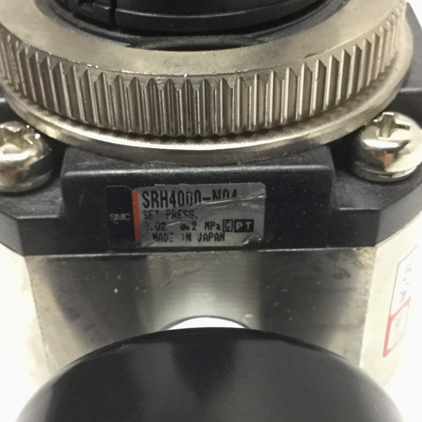 Used SMC SRH4000-N04 Clean Air Stainless Regulator, 0.01-0.2MPa, Class 100, 1/2" NPT