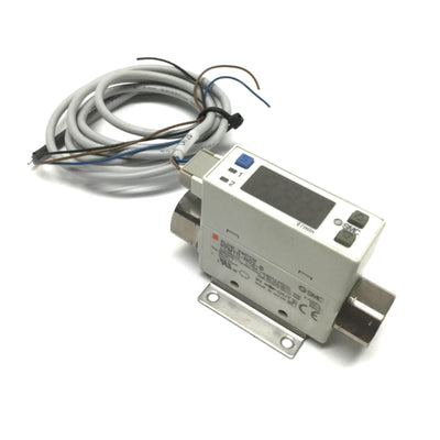 Used SMC PFM711-N02-B Digital Flow Switch, 24VDC, 2-100 L/min Rate, 1/4" NPT, PNP