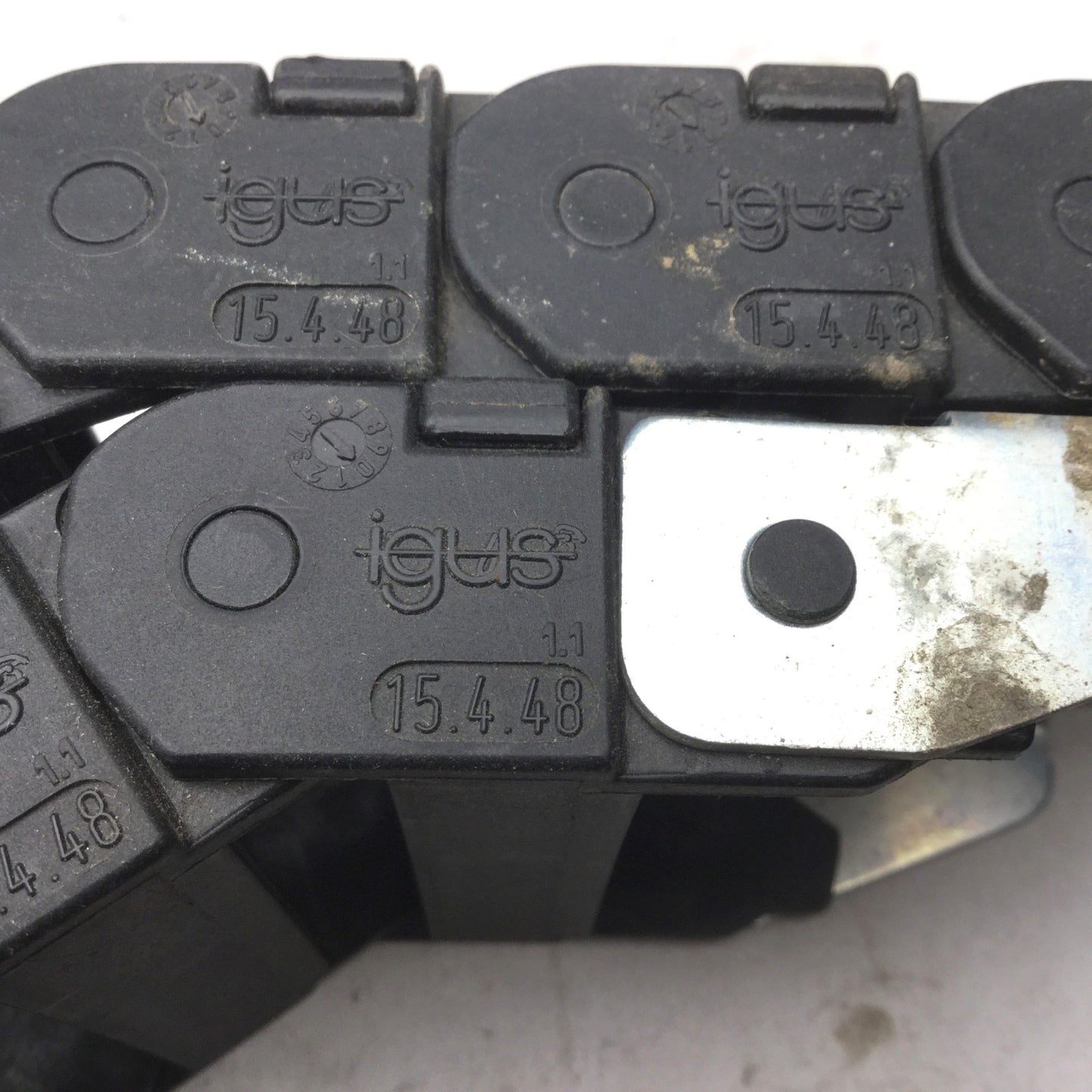 Used Igus 15.4.48 Energy Chain, Dimensions: 25"(L) x 2-3/8"(W) x 15/16"(H) 20 Links
