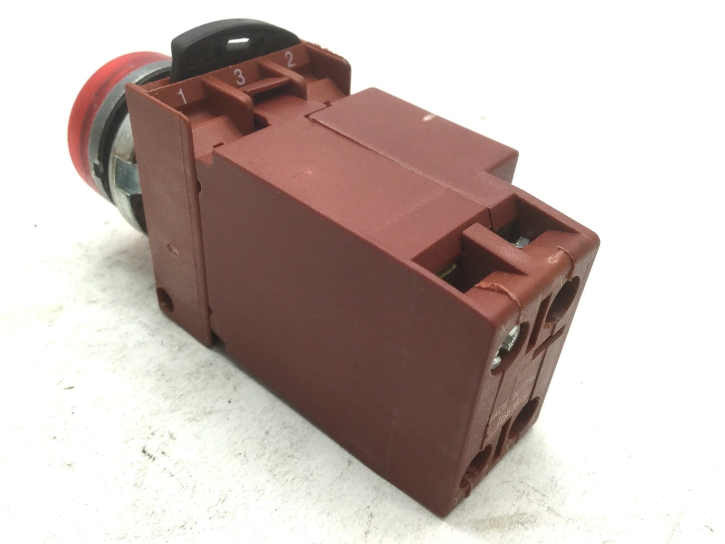 Used General Electric P9PDMVD Lamp Module Continuous/Flashing Light Red 28mm