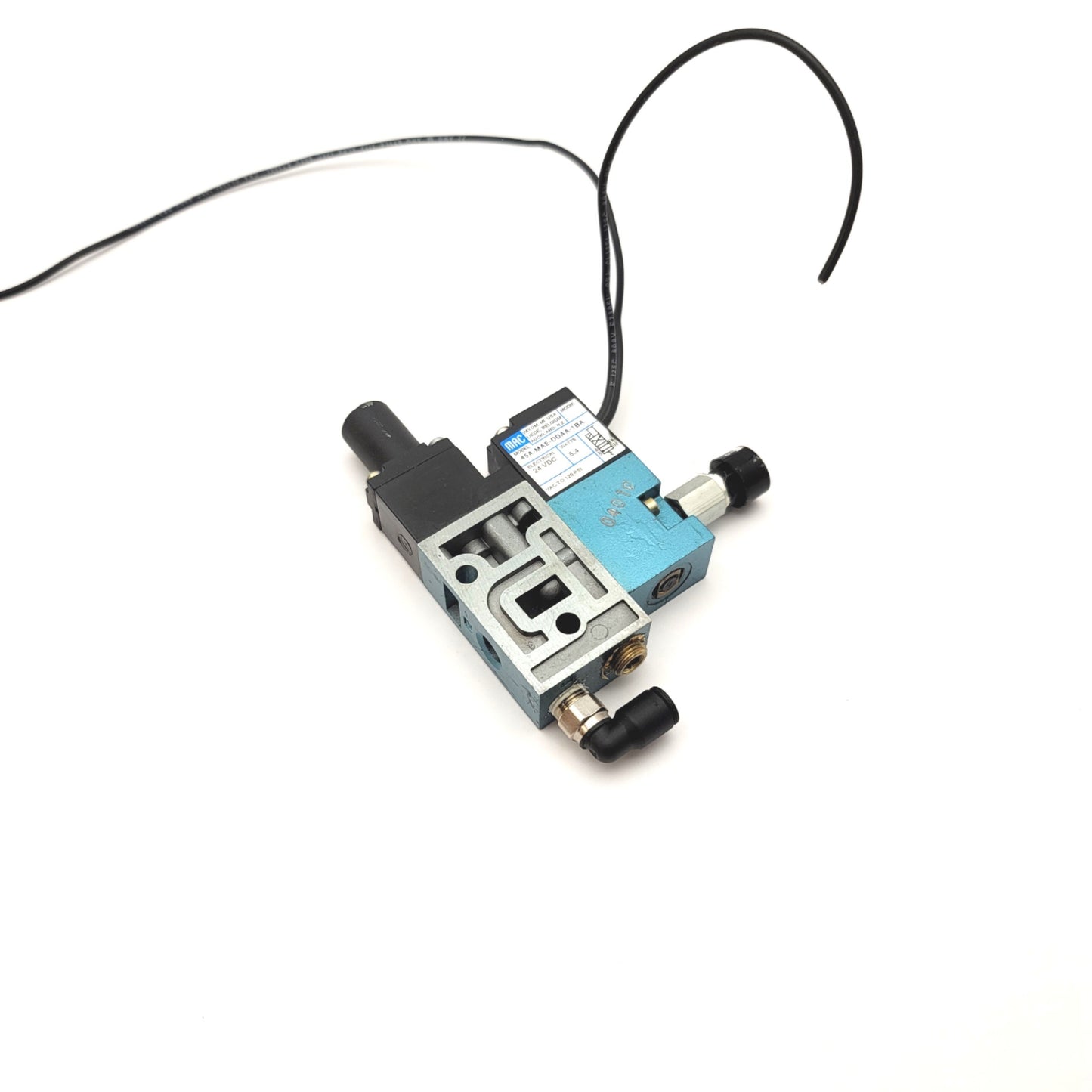 Used MAC 45A-MAE-DDAA-1BA Solenoid Valve 24VDC, Vacuum To 120psi, 1/8"NPT