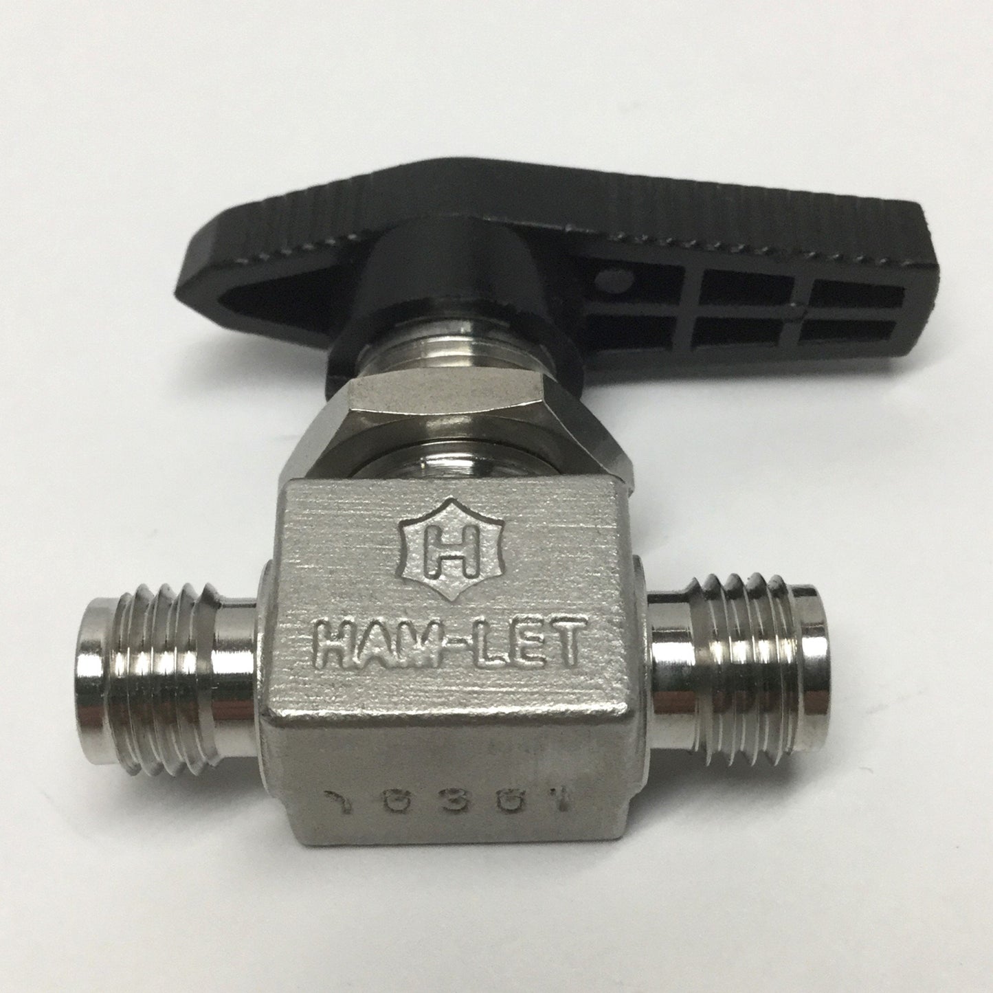 Used Ham-Let H800SSSL1/4 Stainless Steel Ball Valve, 1/4" Let-Lok Tube, 3000psi