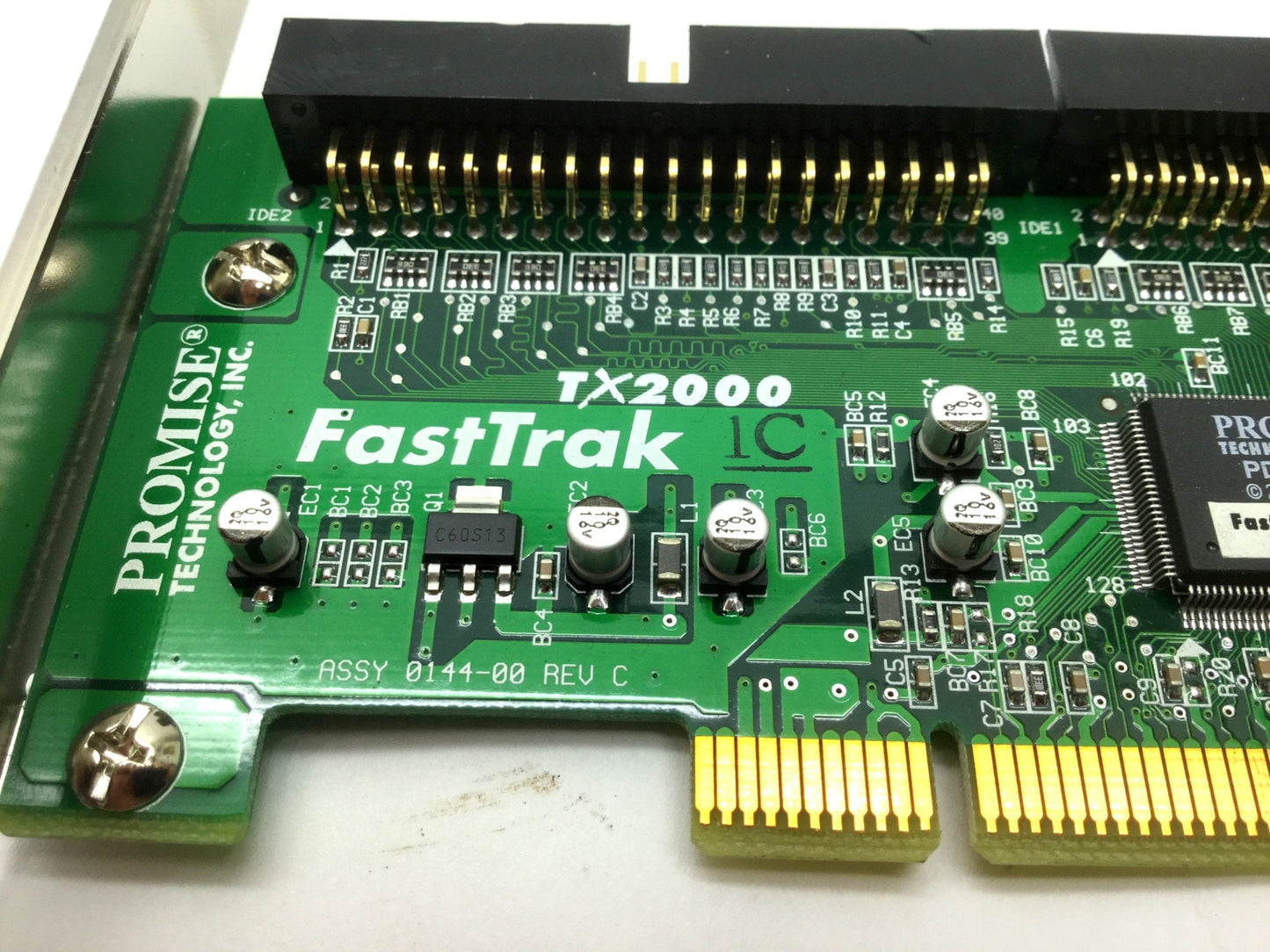 Used FastTrak TX2000 PCI IDE Controller Card 2 x ATA 133 PCI 266MB/S WindowsXP/Linux