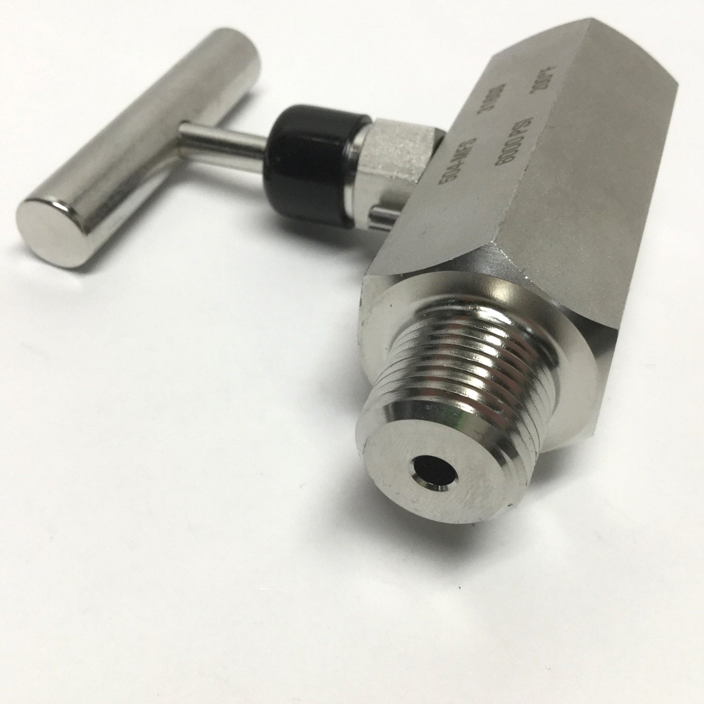 Used Noshok 504-MFS 316 Stainless Steel Needle Valve, 1/2" NPT Male x Female, 6000psi