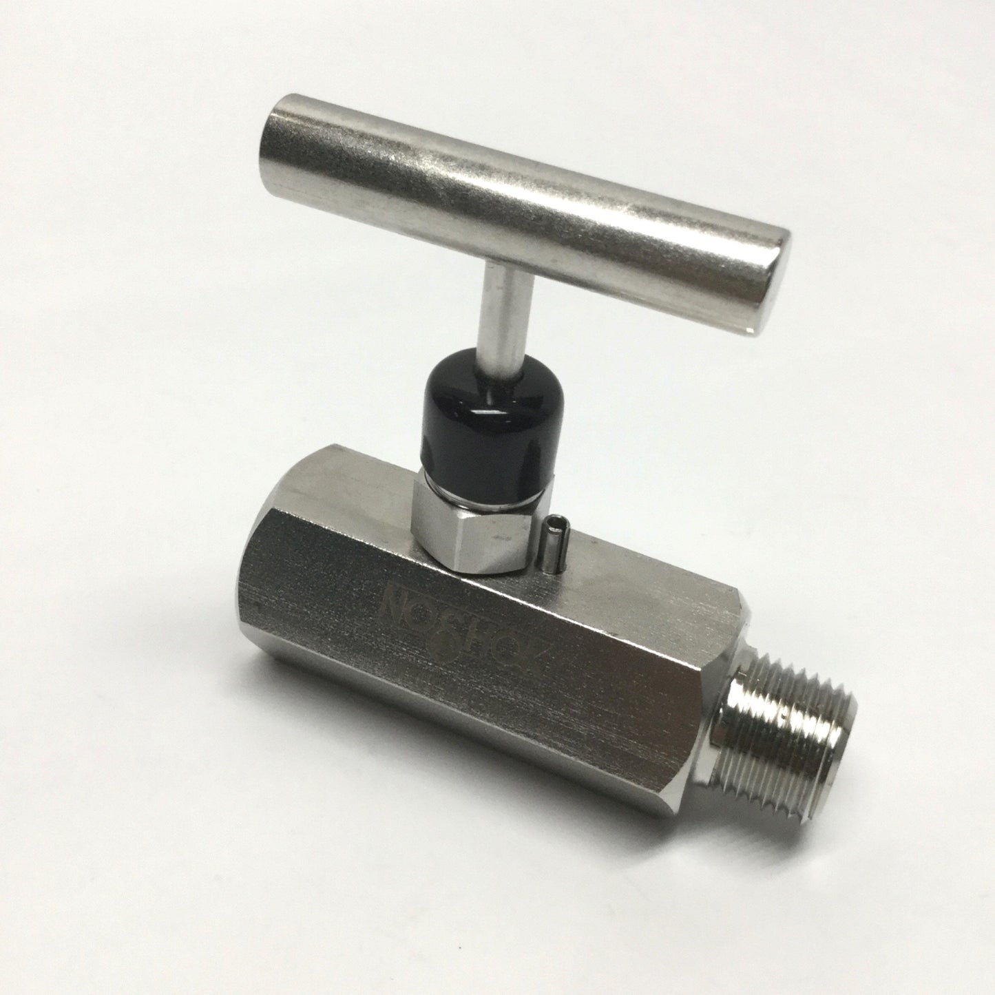Used Noshok 504-MFS 316 Stainless Steel Needle Valve, 1/2" NPT Male x Female, 6000psi