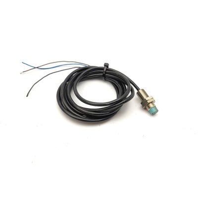 Used Siemens 3RG4022-0GB33 Inductive Proximity Sensor Range: 4mm 15-34VDC 3-Wire PNP