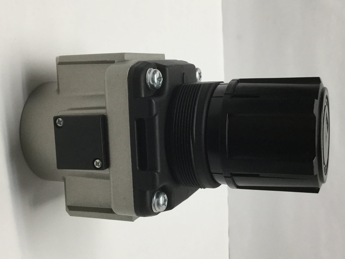 Used SMC AR50K-N06-Z Regulator AR Mass Pro w/ Backflow Function, 3/4" NPT, 7-125psi
