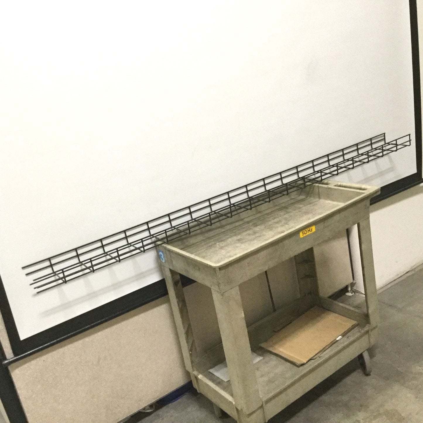 Used Hoffman QTP2X6BLK Quick Tray Pro Wire Mesh Cable Tray System, Length: 74.5"