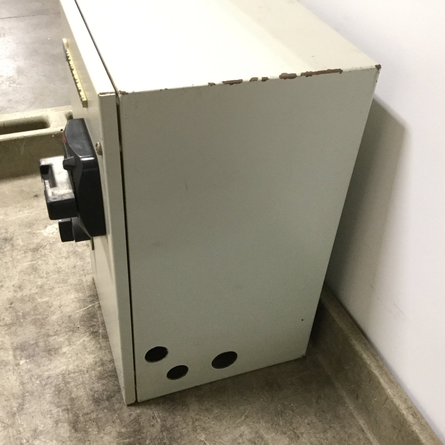 Used Allen Bradley 112-A24FBA1H-3 Starter, 3-Phase 480V 15HP, 350mm x 200mm x 210mm