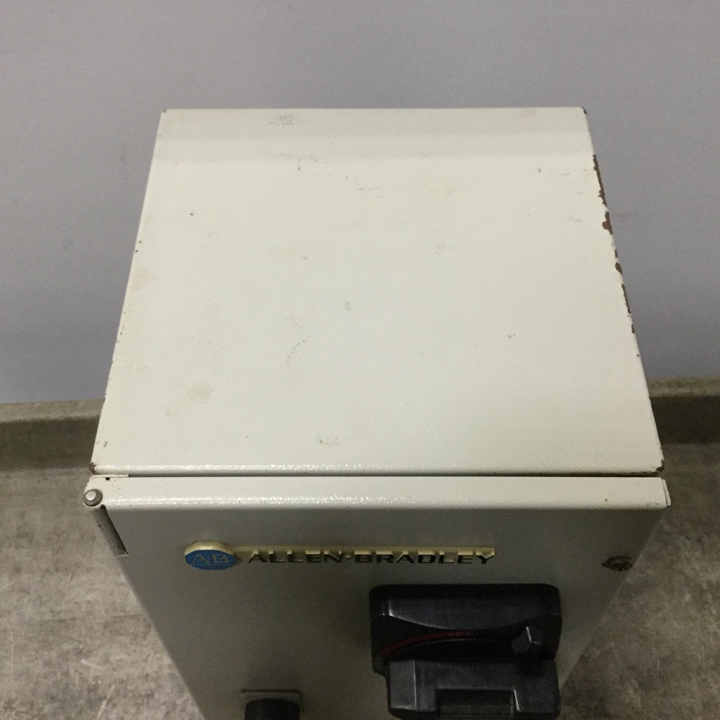 Used Allen Bradley 112-A24FBA1H-3 Starter, 3-Phase 480V 15HP, 350mm x 200mm x 210mm