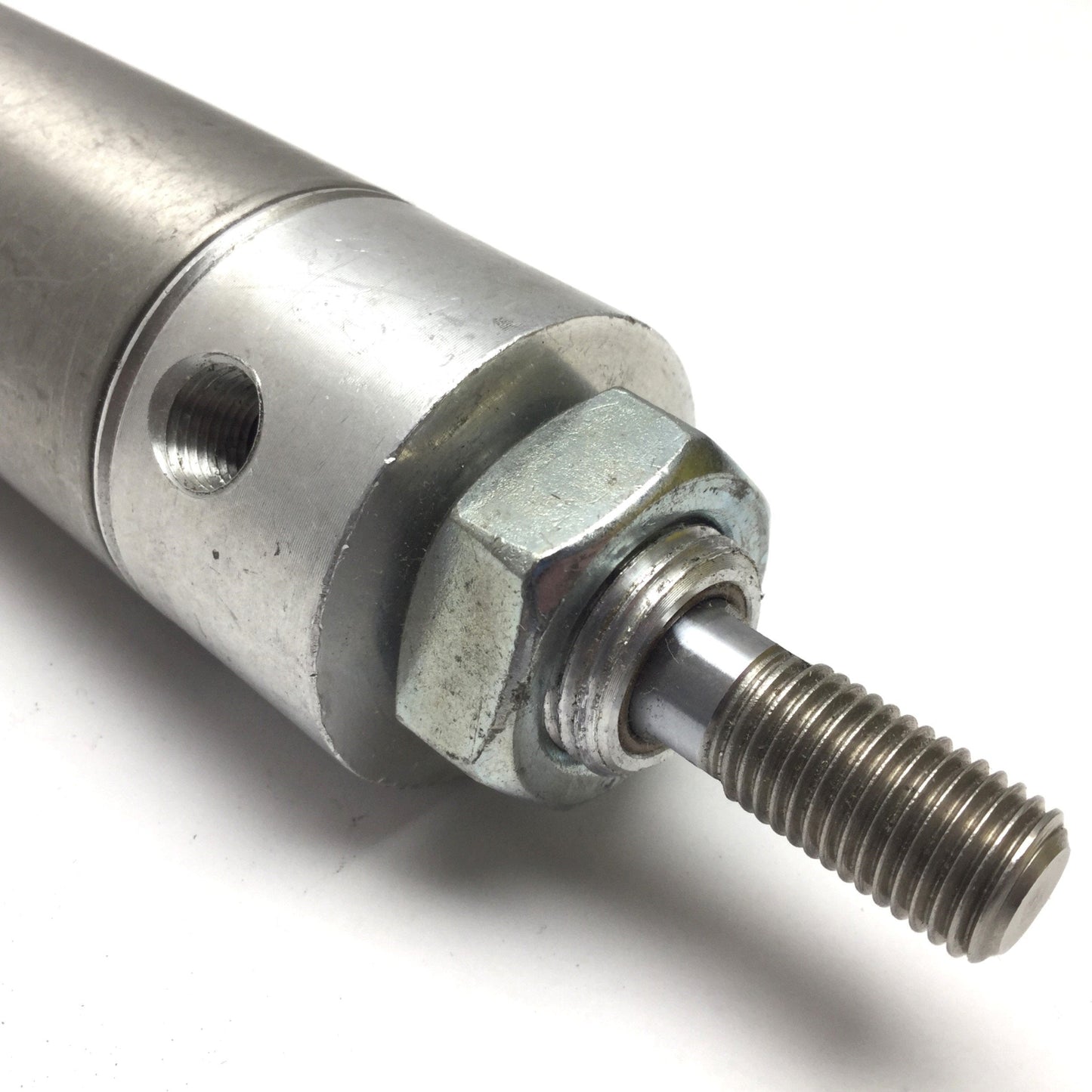 Used Norgren RLF04A-DAN-AA00 Pneumatic Cylinder, Bore 1.5", Stroke 4", Ports 1/8" NPT