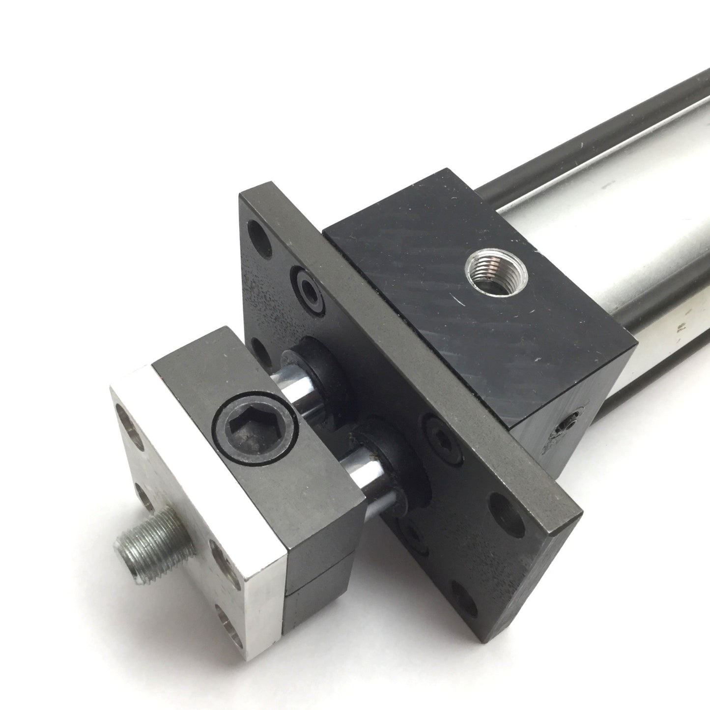 Used Norgren ND08A-E02-AMB00 Pneumatic Cylinder, Non-Rotating, Bore: 2", Stroke: 8"