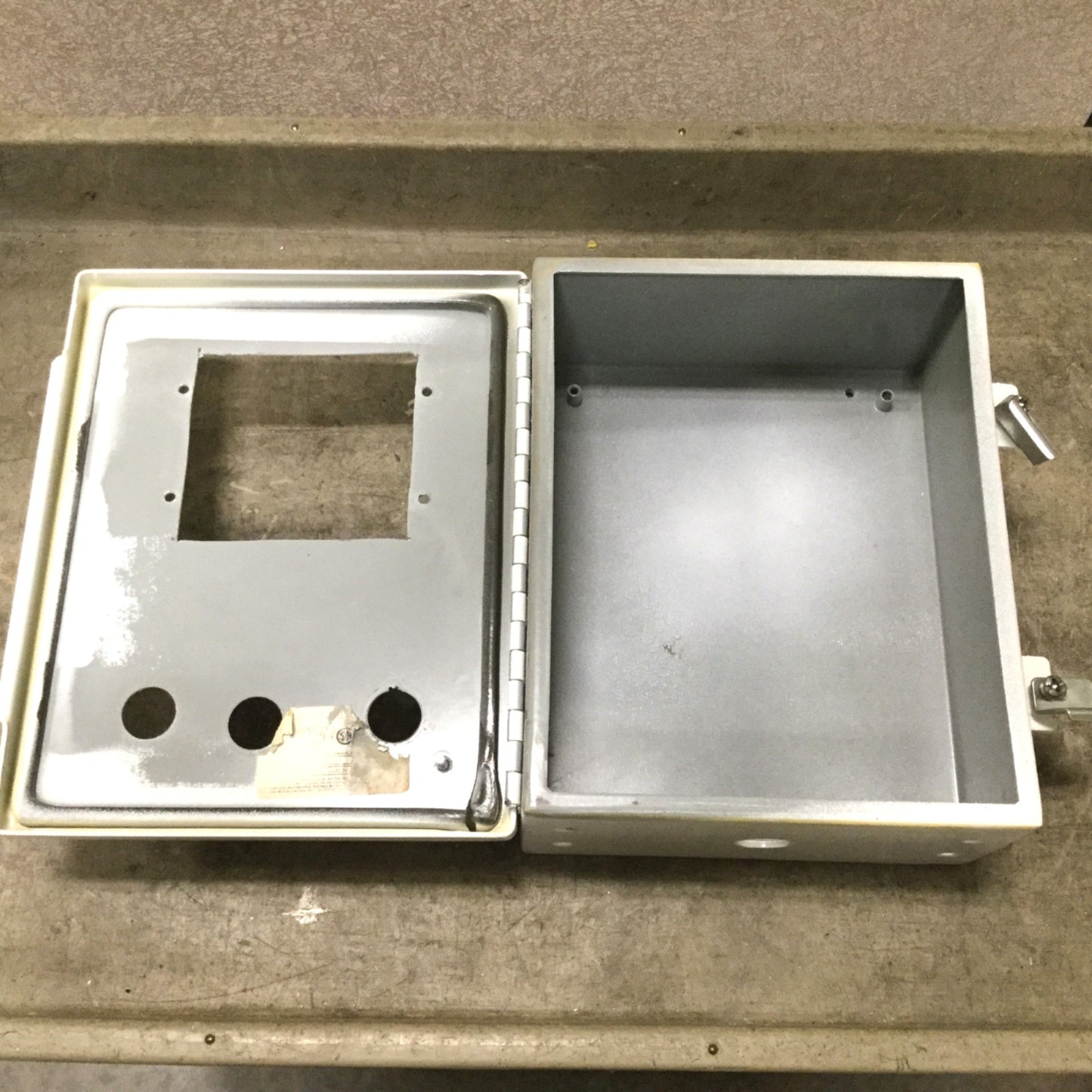 Used Saginaw SCE-1008CH Electrical Enclosure, Dimensions: 10" x 8" x 4", *Holes*