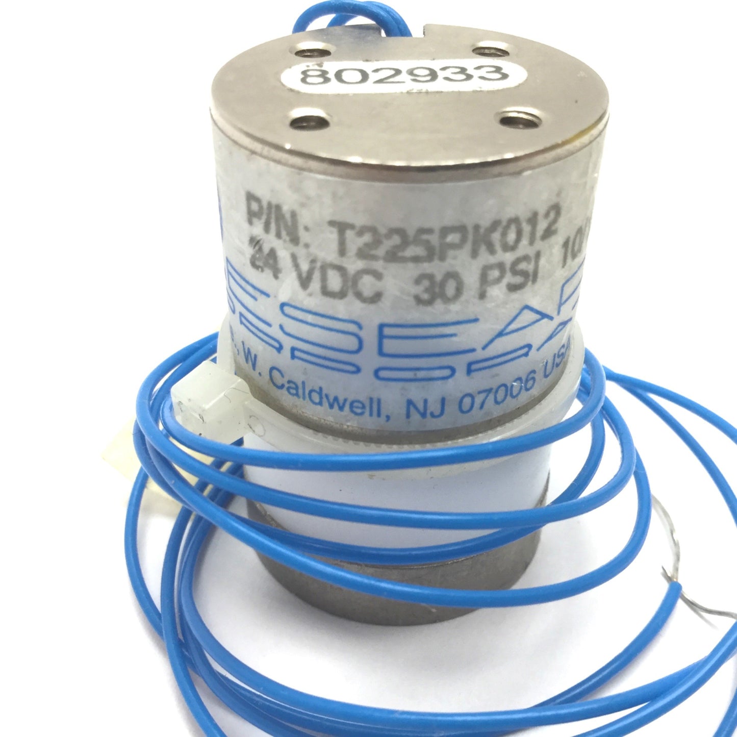 Used NResearch T225PK012 Solenoid Isolation Valve, 2-Port, N/C, 24VDC, 30psi, 1/4-28