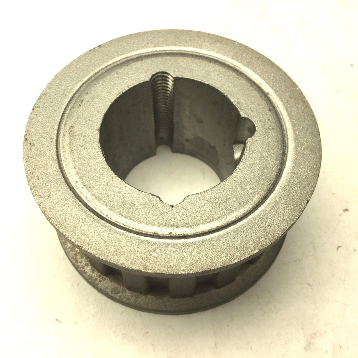 New – Open box Martin TB16H100 Bushing Bore Timing Belt Pulley, 0.5" Pitch, 16 Tooth, 2.492" OD