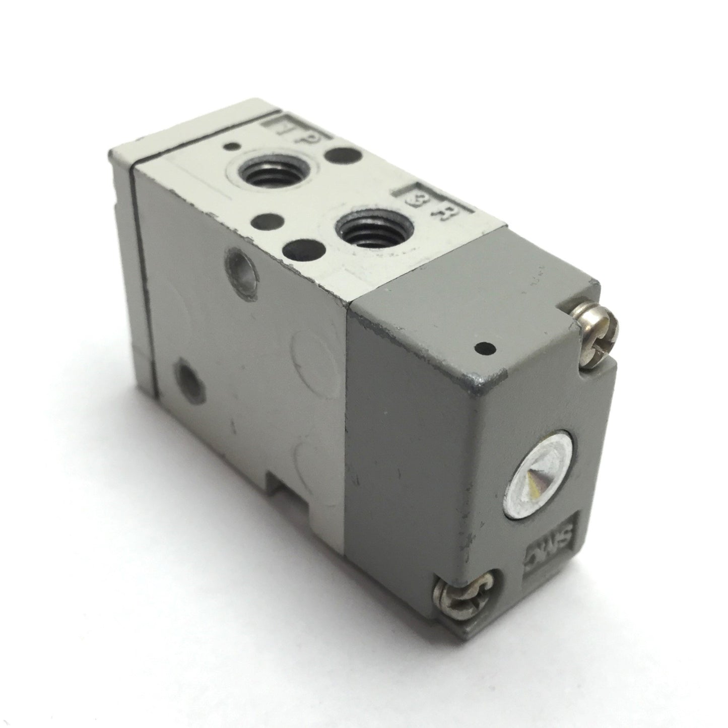 Used SMC SYJA512-M5-F Pneumatic Pilot Valve, 2-Position 3-Port N/C 0.7MPa M5x0.8