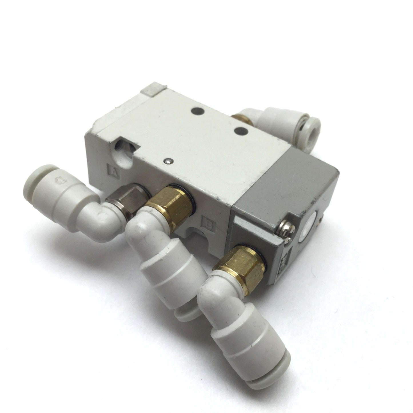 Used SMC SYJA5120-M5 Pneumatic Pilot Valve, 2-Position 5-Port, 0.15-0.7MPa, M5x0.8