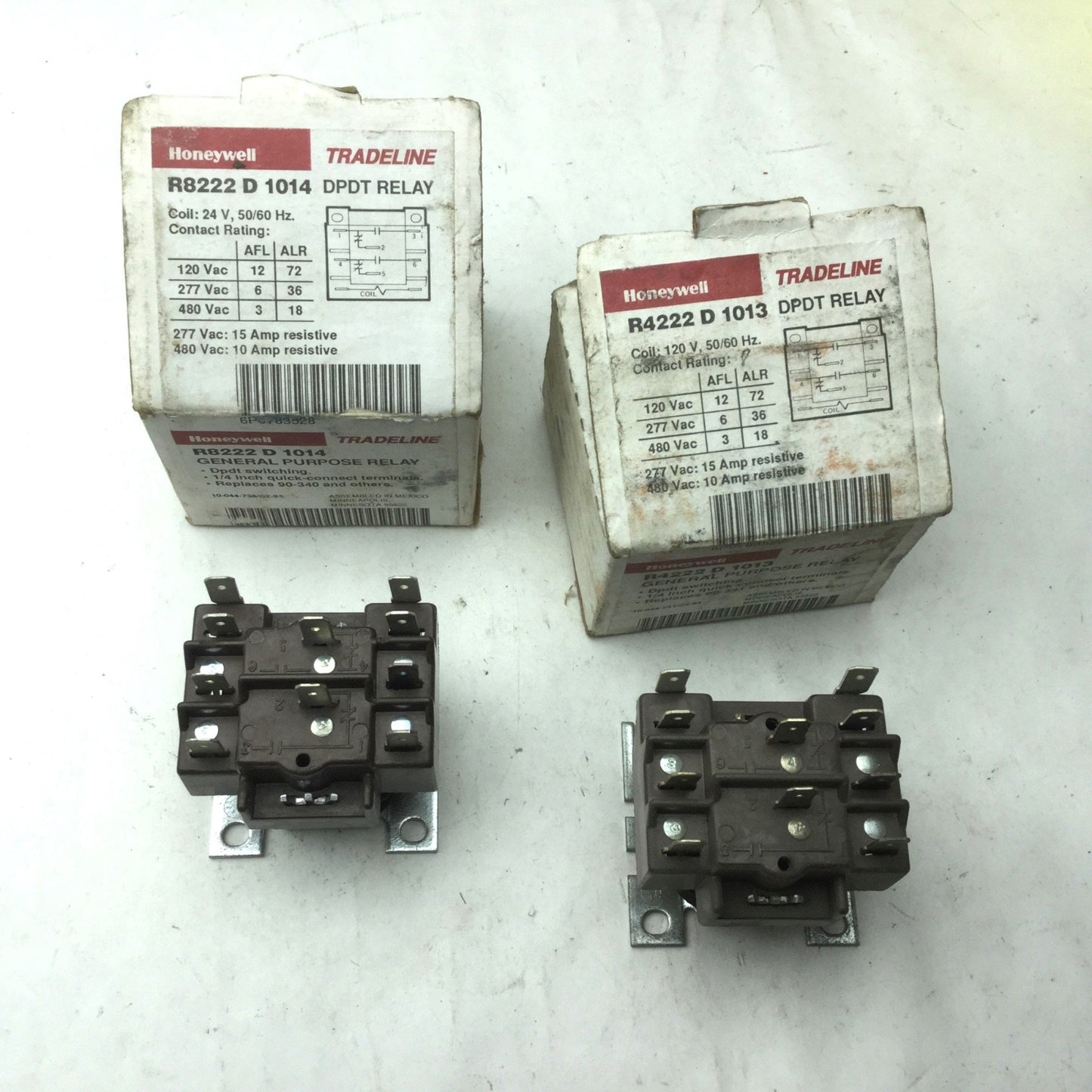 New – Open box Lot of 2 Honeywell General Purpose Relays, R4222 D 1013 & R8222 D 1014, 15A/10A