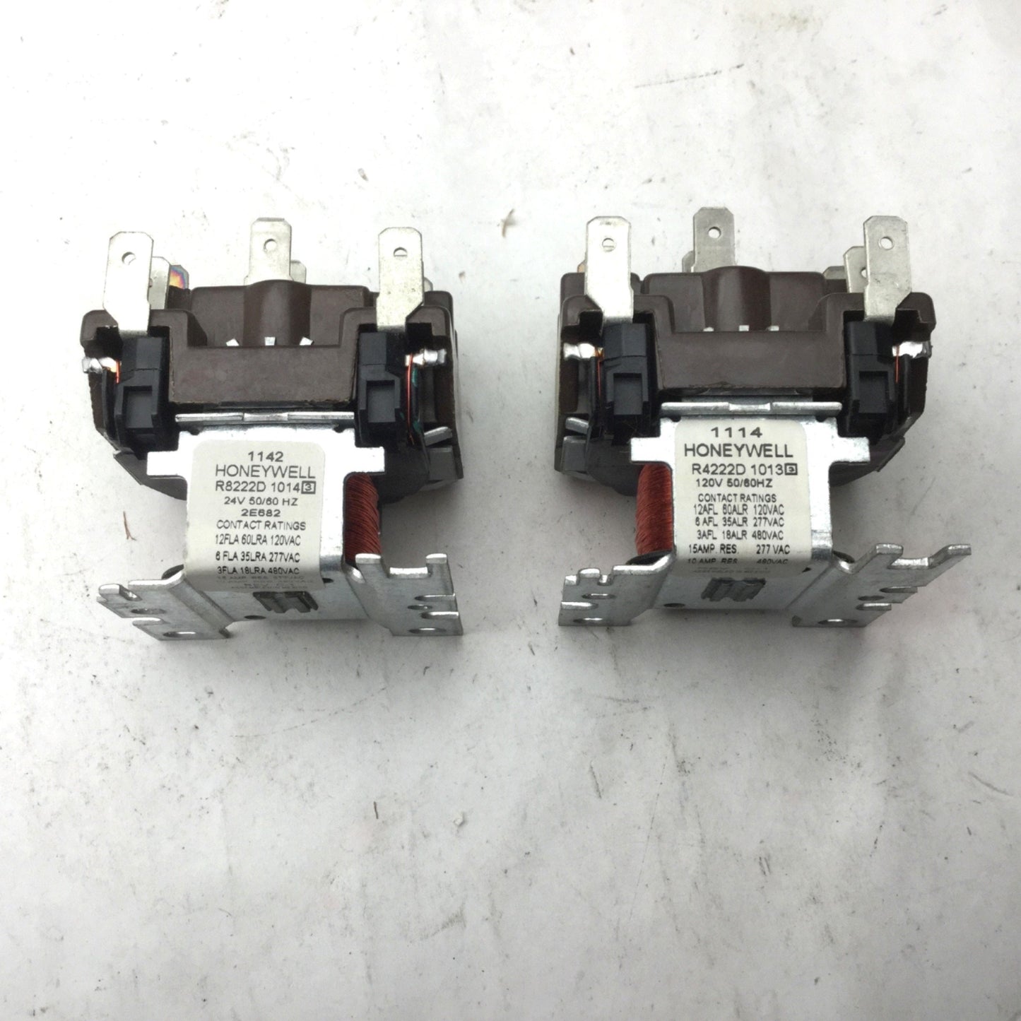 New – Open box Lot of 2 Honeywell General Purpose Relays, R4222 D 1013 & R8222 D 1014, 15A/10A