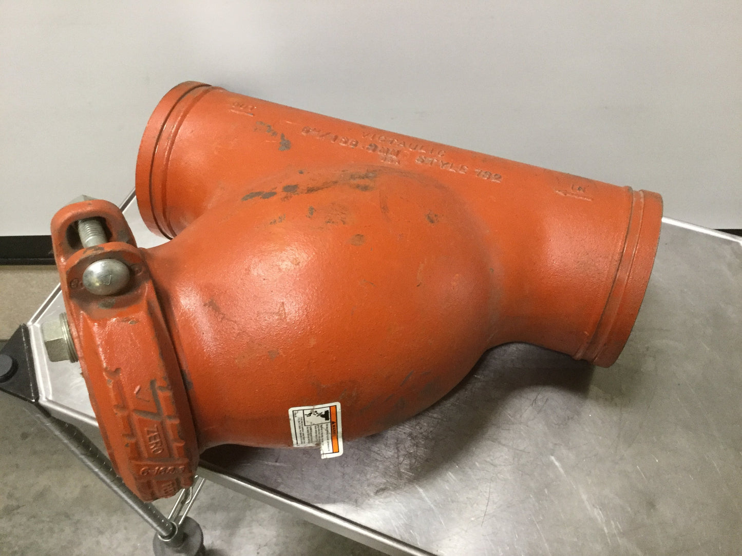 New – Open box Victaulic Series 732 WYE Type Strainer 6" Gasket: EPDM, *No Basket