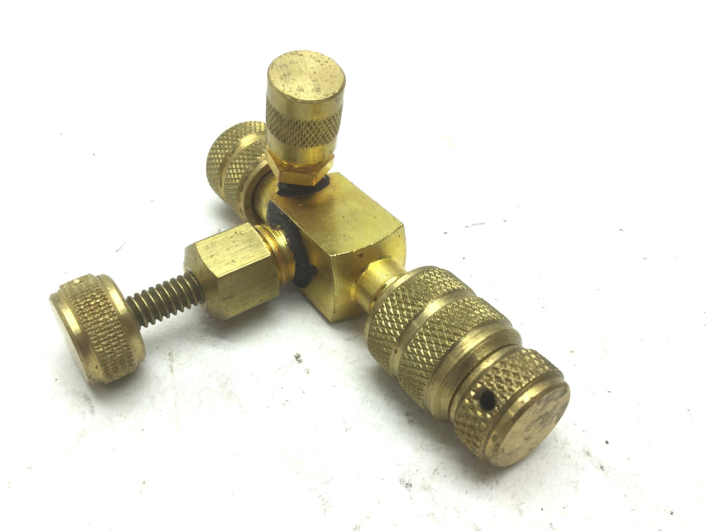 New C&D H24-611 Core Removal Tool CRT 1/4" Male Flare